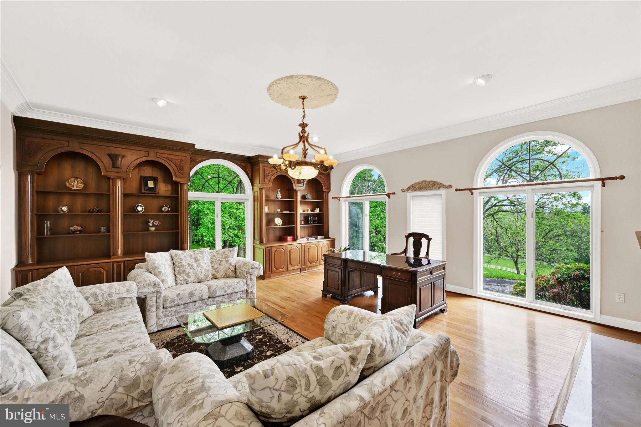 IVY HILL - Residential