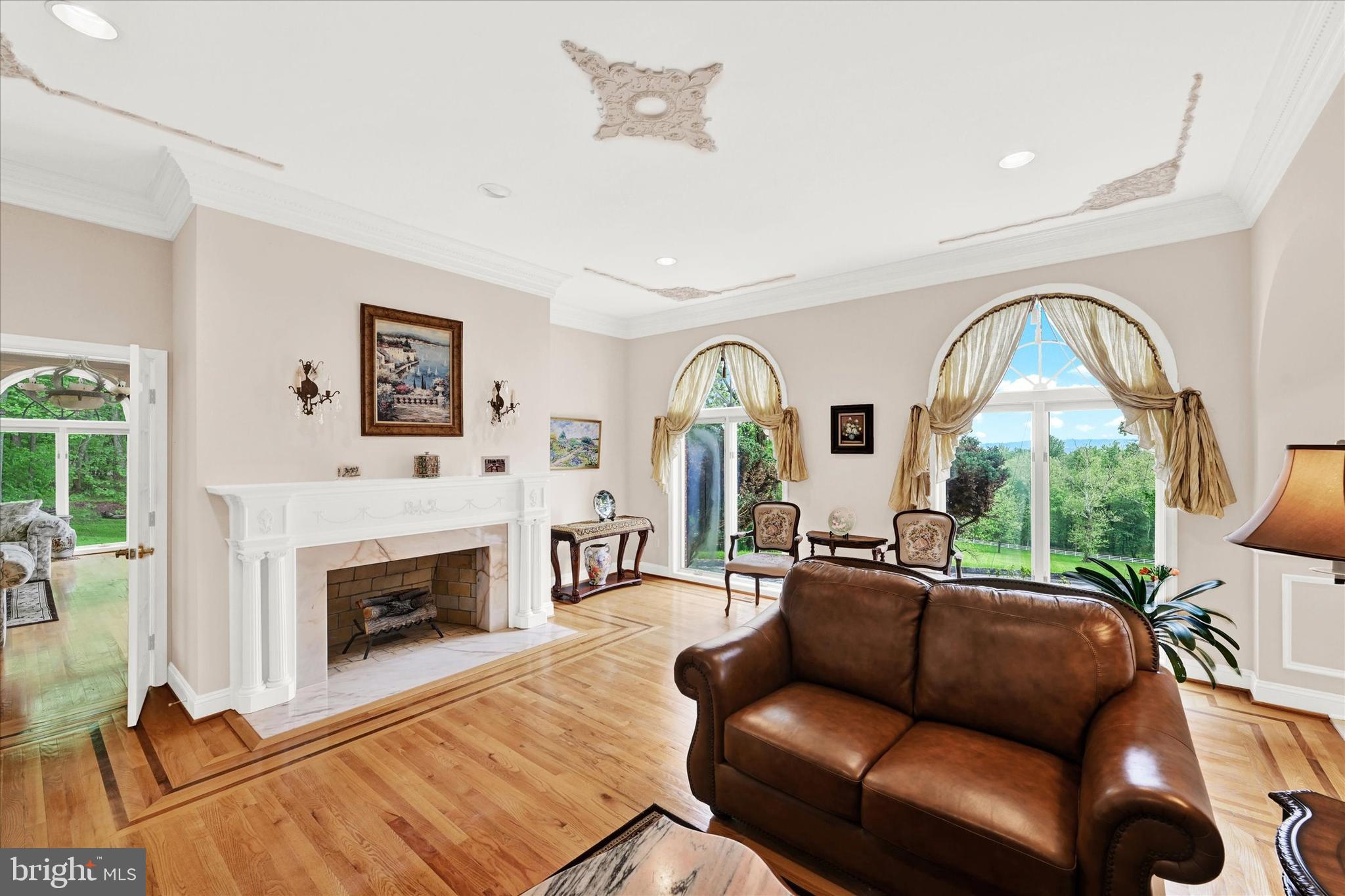 IVY HILL - Residential
