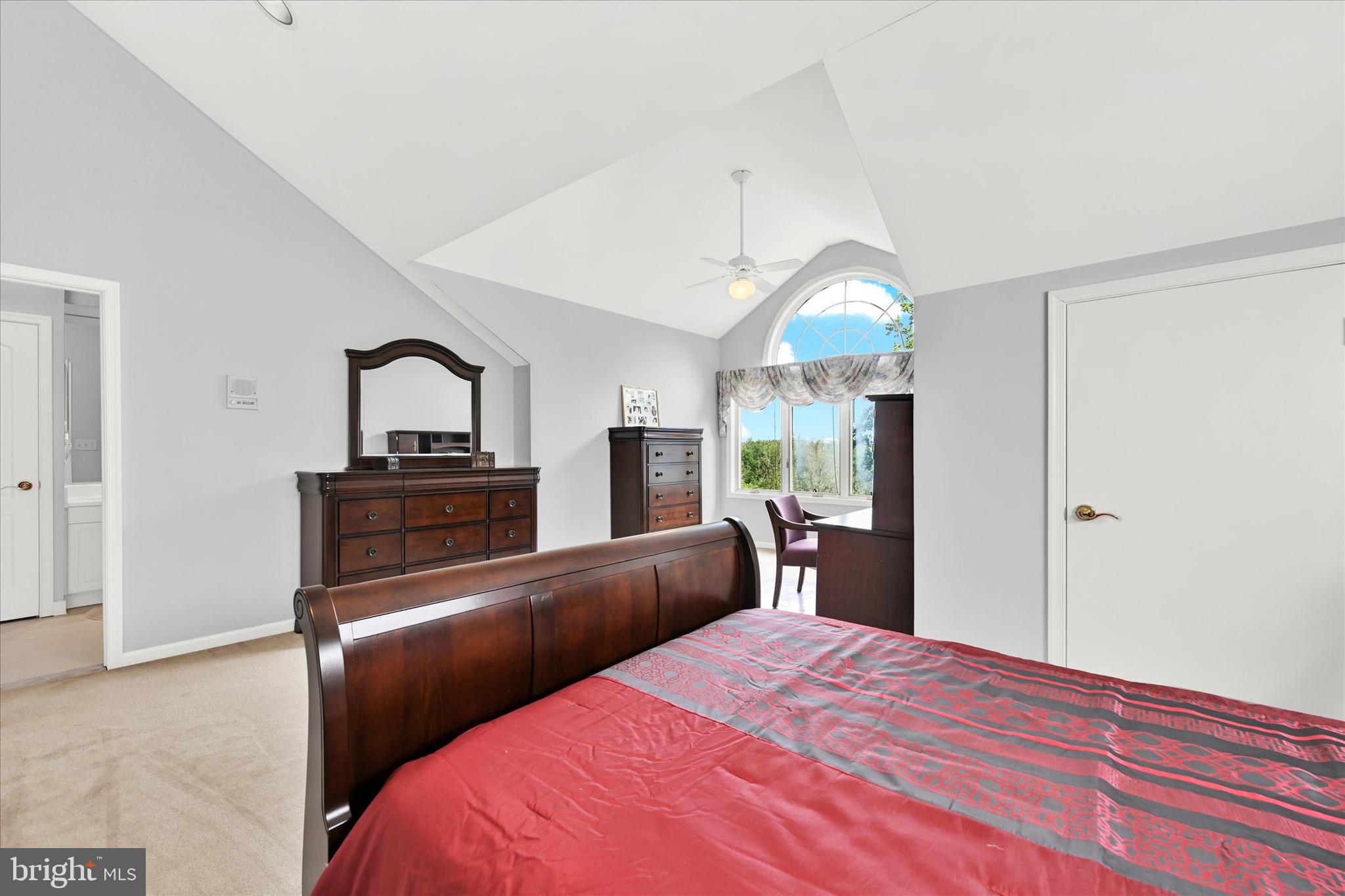 IVY HILL - Residential