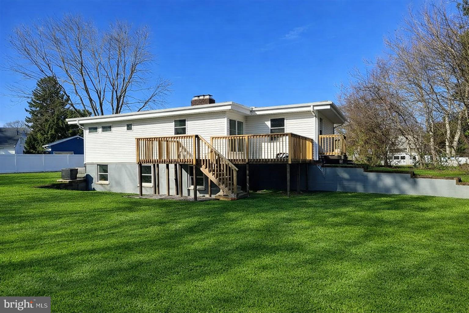 EDGEHILL ACRES - Residential