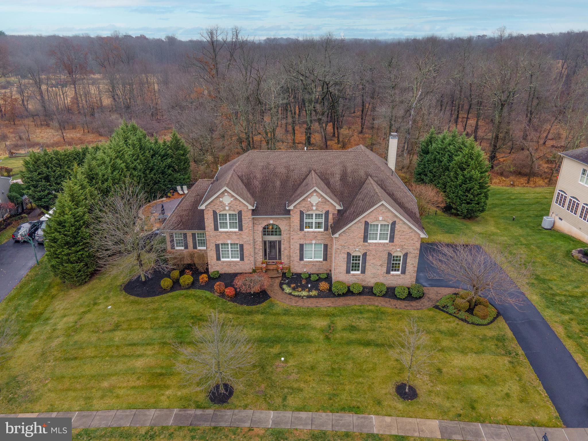 CHAPMANS CORNER - Residential