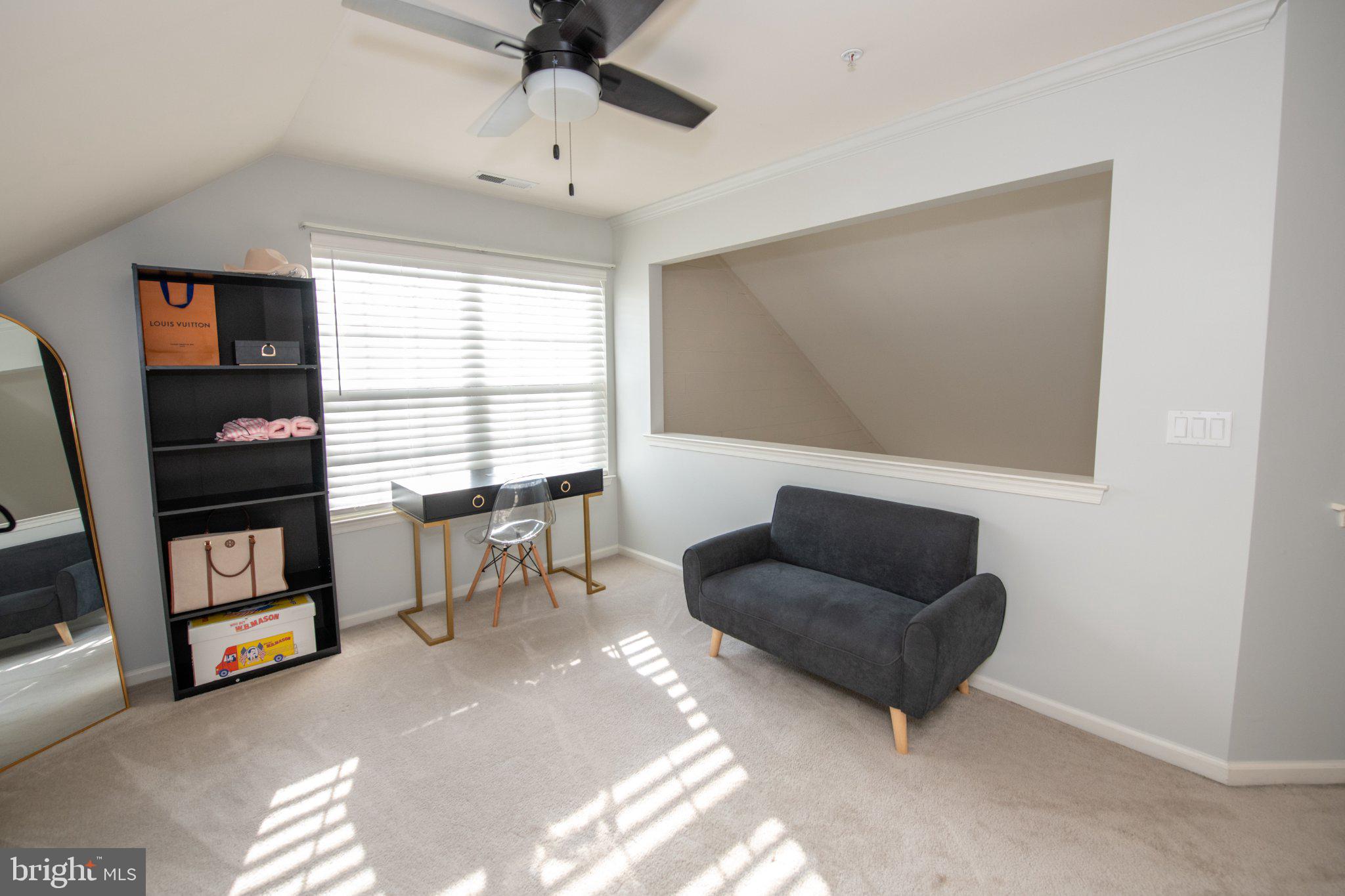 LEGACY OAKS - Residential