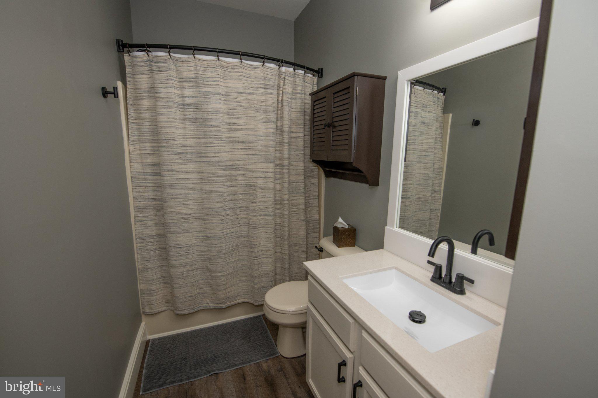LEGACY OAKS - Residential