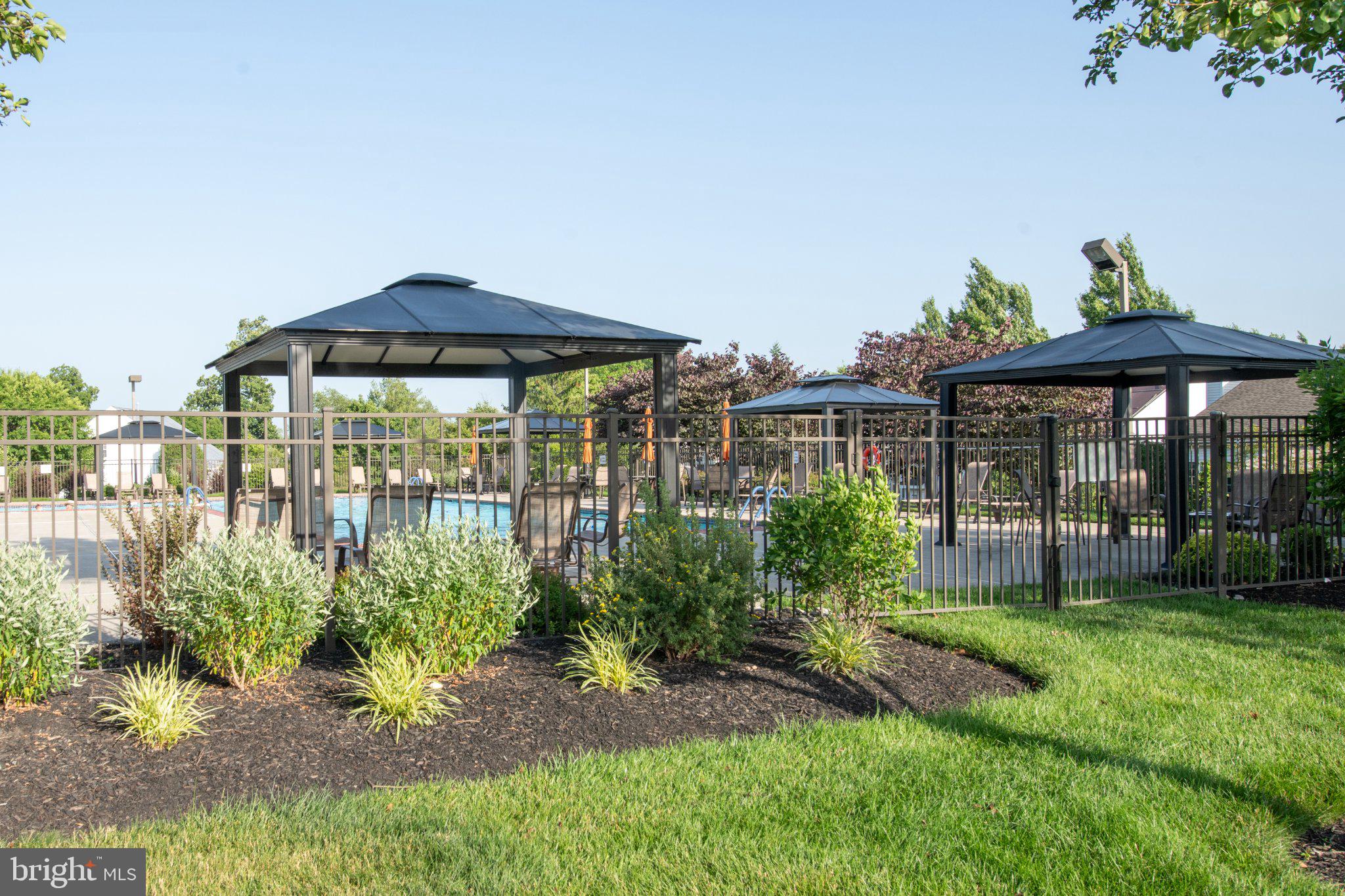 LEGACY OAKS - Residential