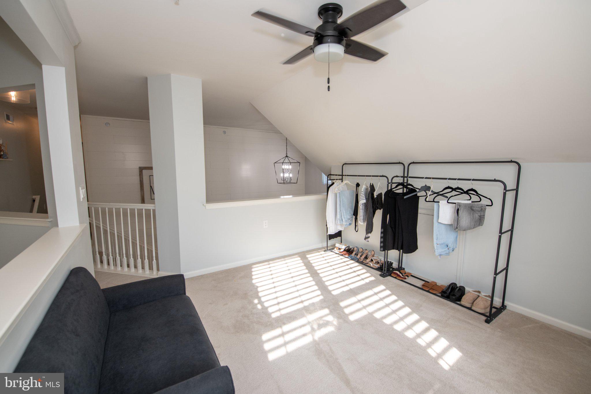 LEGACY OAKS - Residential