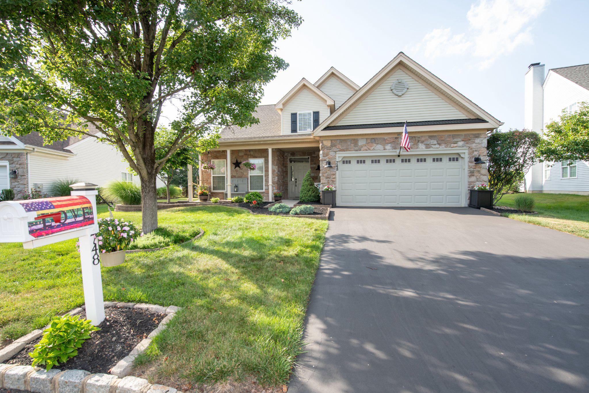 LEGACY OAKS - Residential