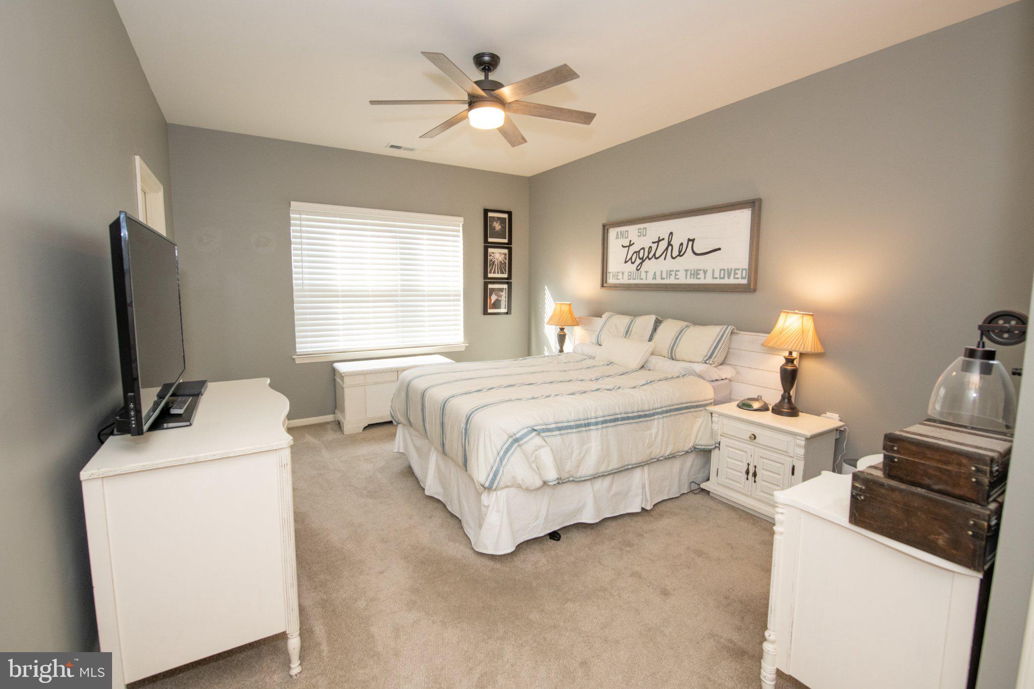 LEGACY OAKS - Residential