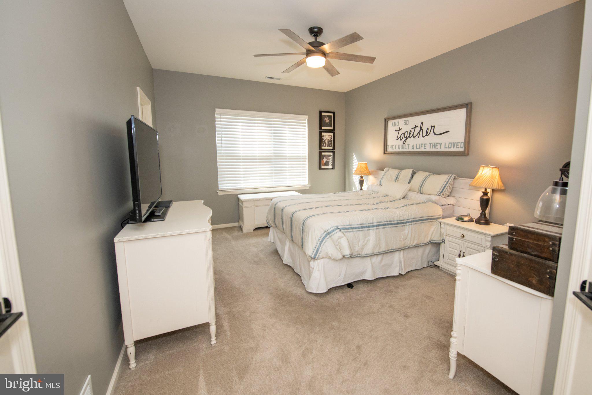 LEGACY OAKS - Residential