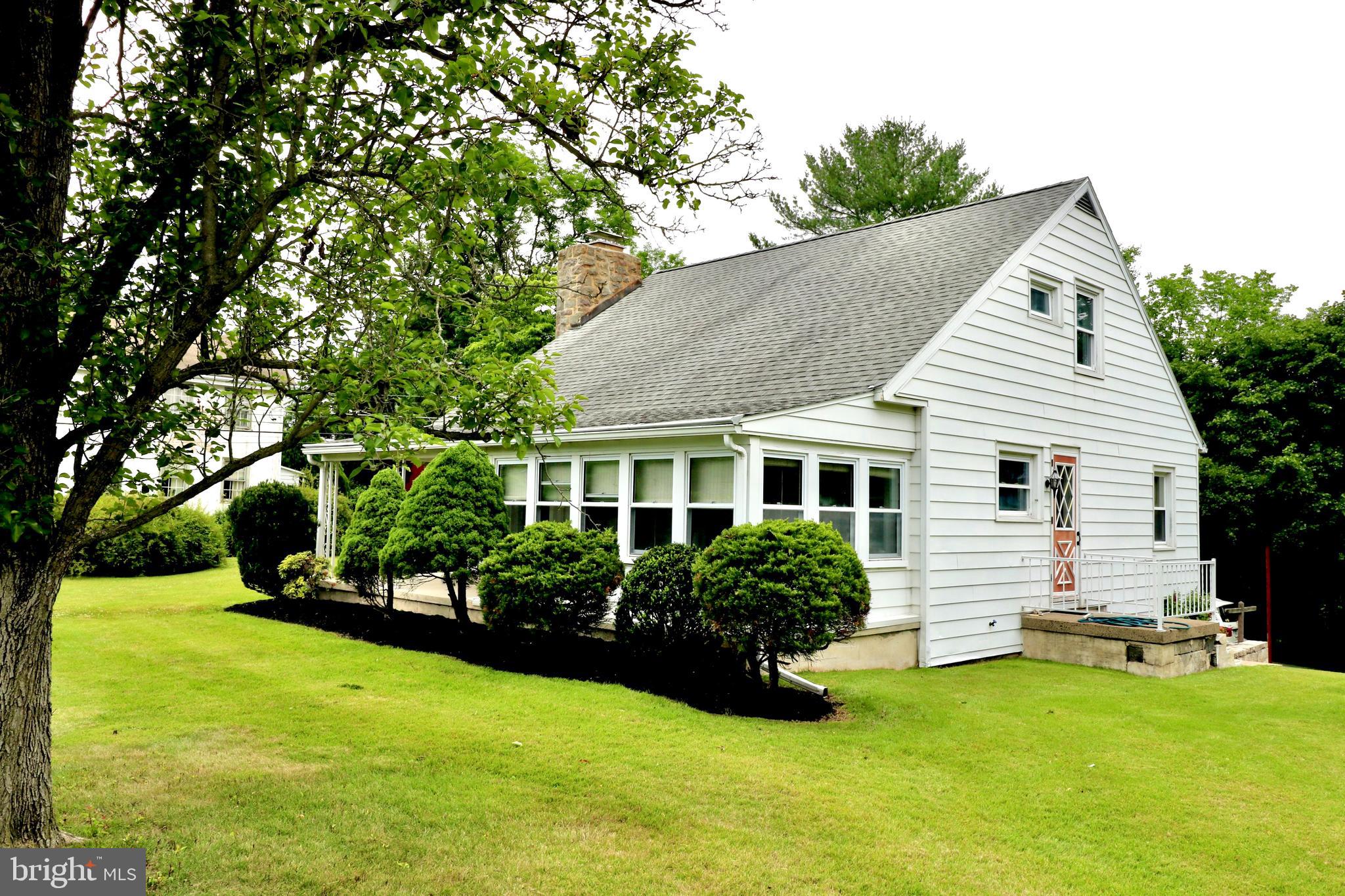 PATHFINDER WOODS - Residential