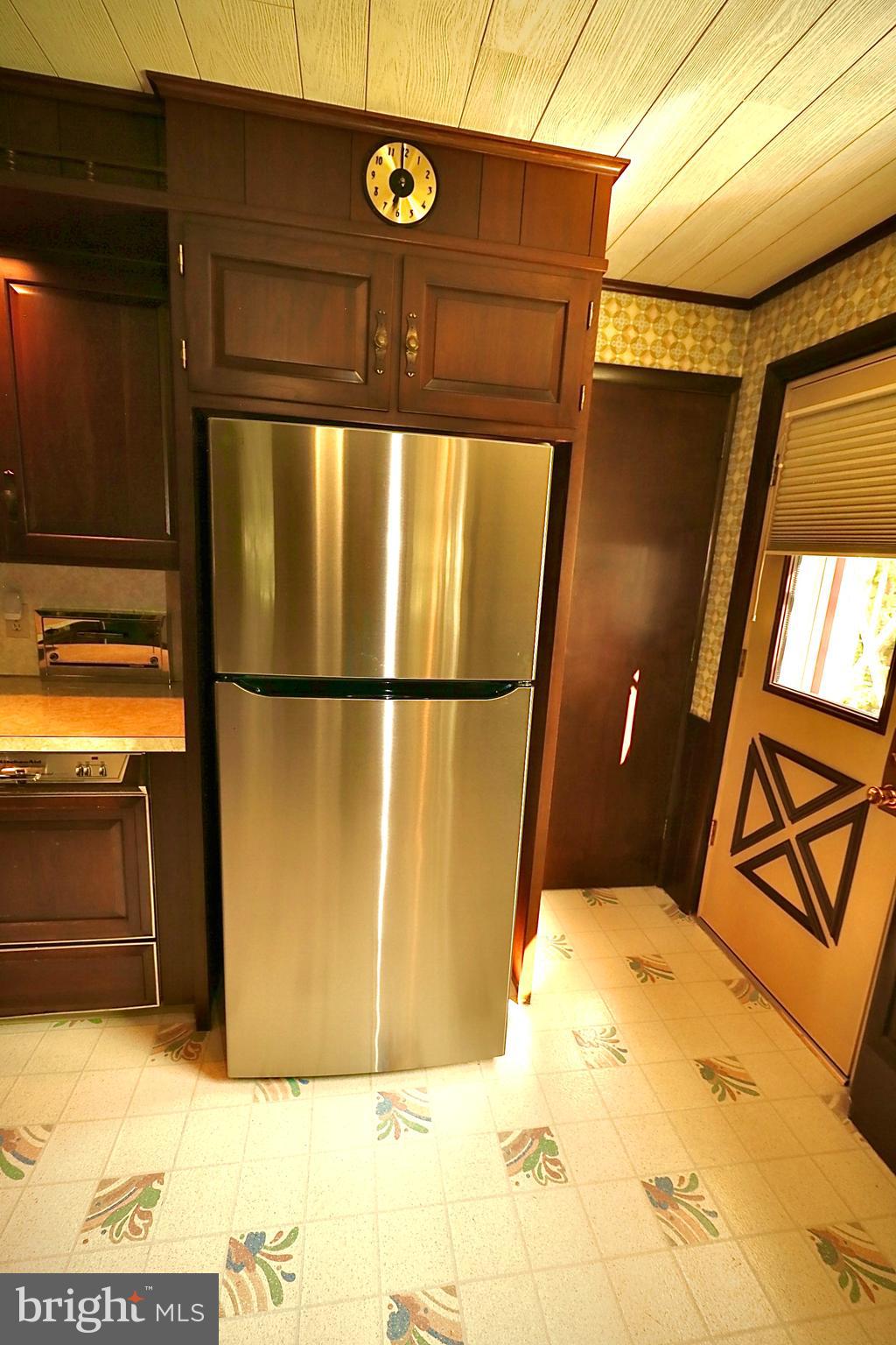 PATHFINDER WOODS - Residential