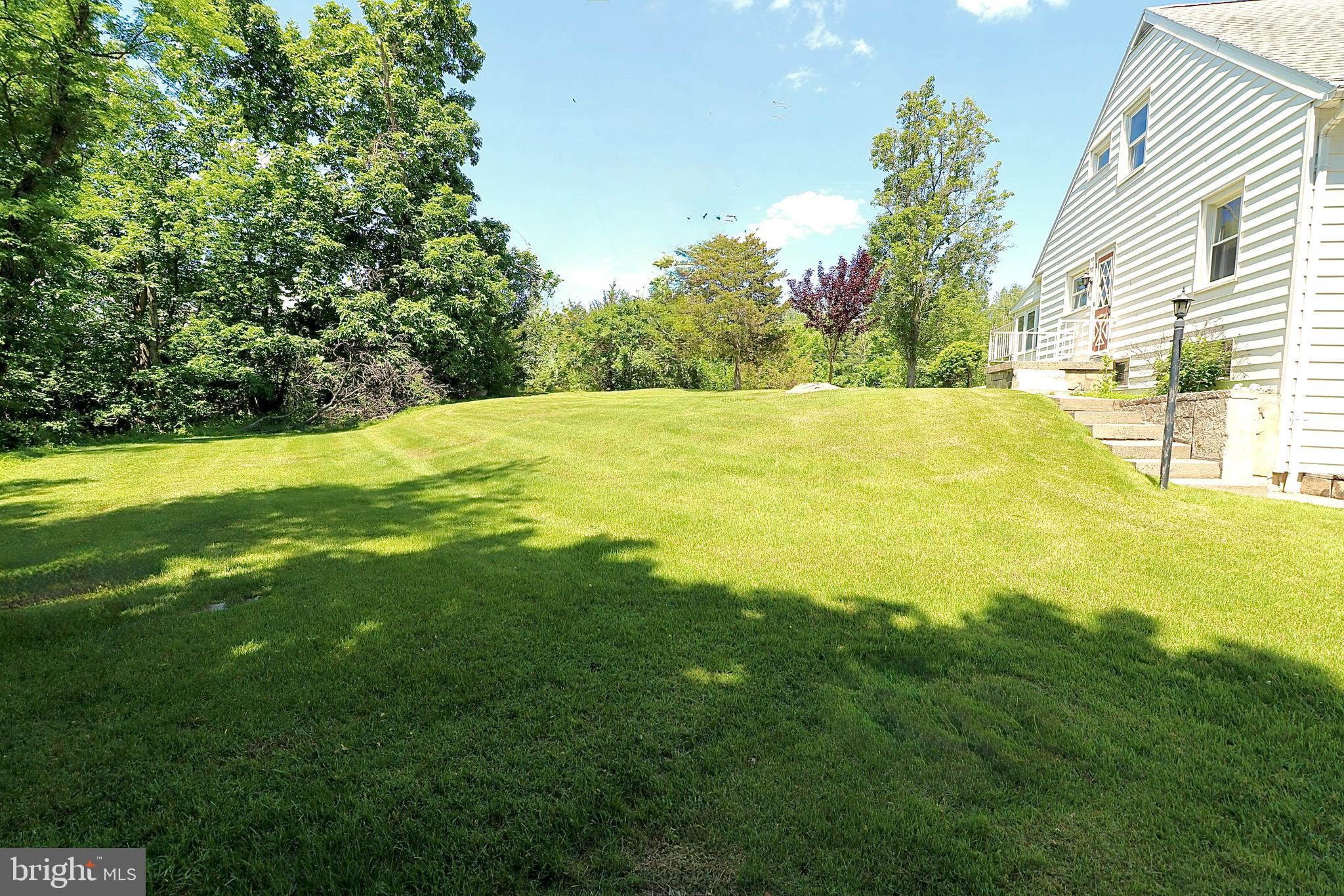 PATHFINDER WOODS - Residential