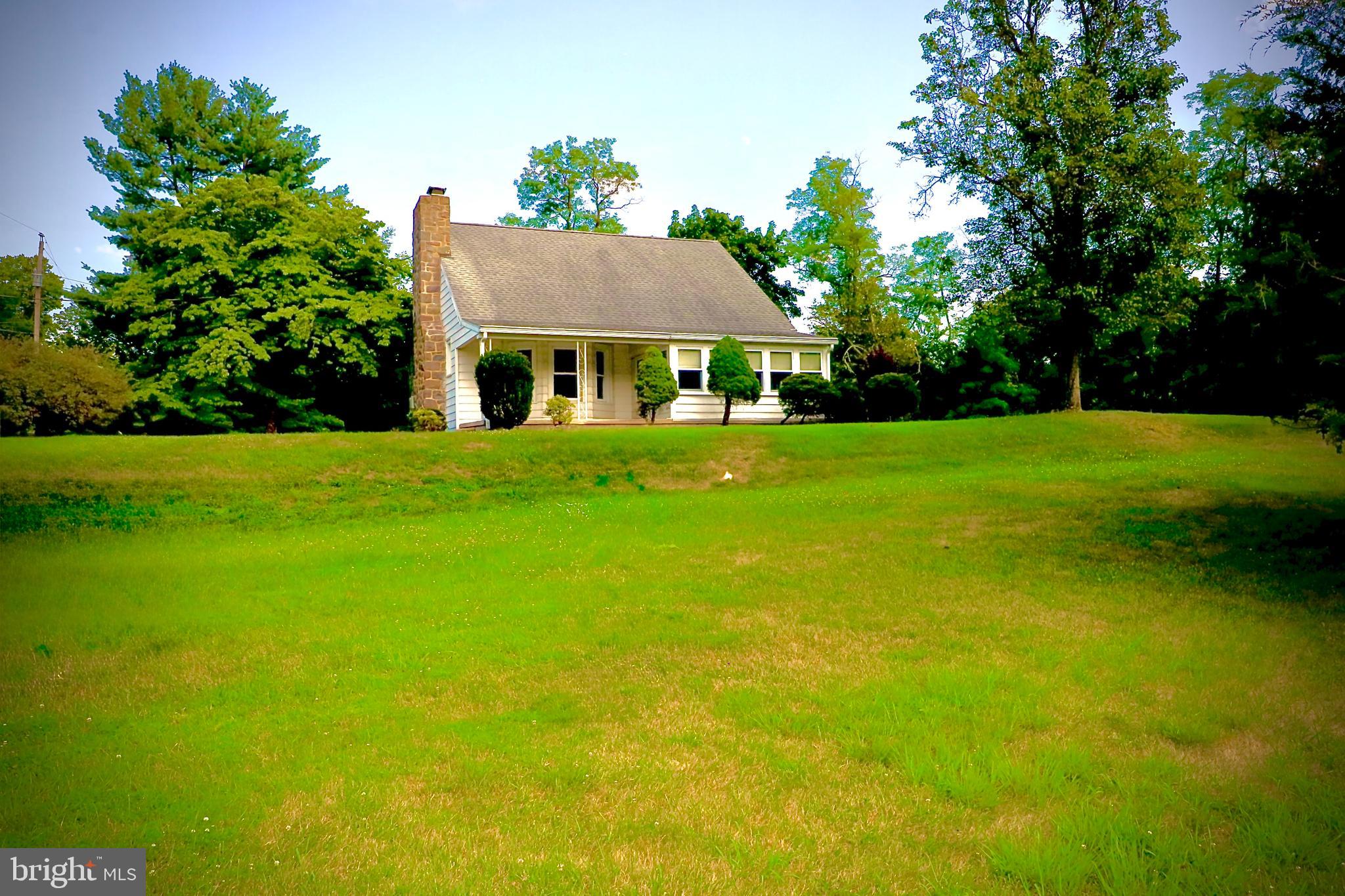 PATHFINDER WOODS - Residential