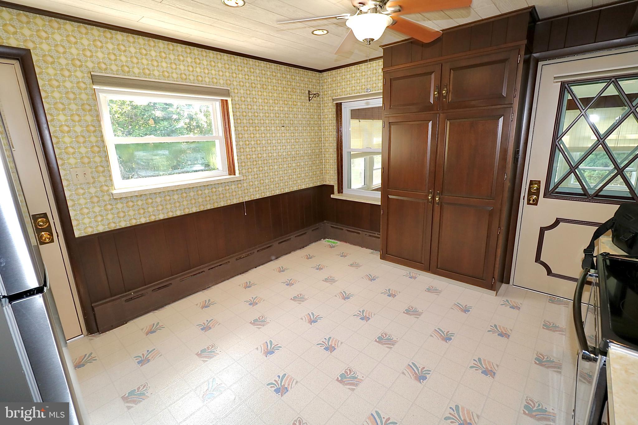 PATHFINDER WOODS - Residential
