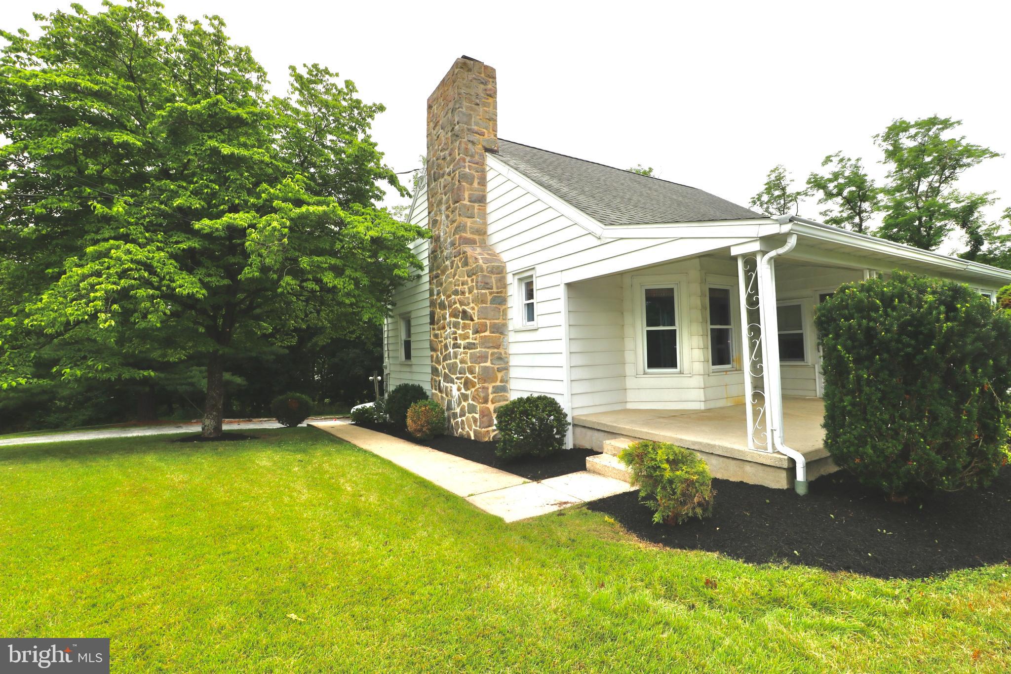 PATHFINDER WOODS - Residential