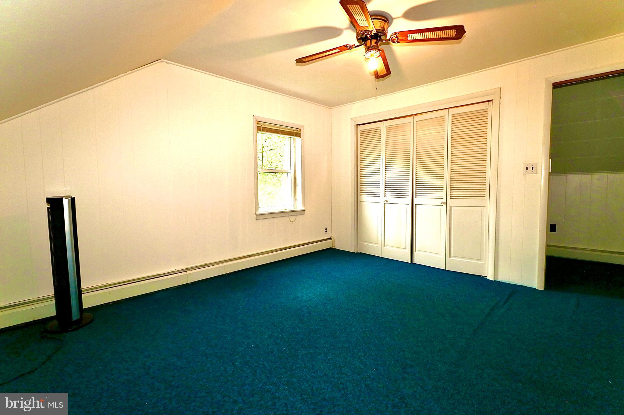 PATHFINDER WOODS - Residential