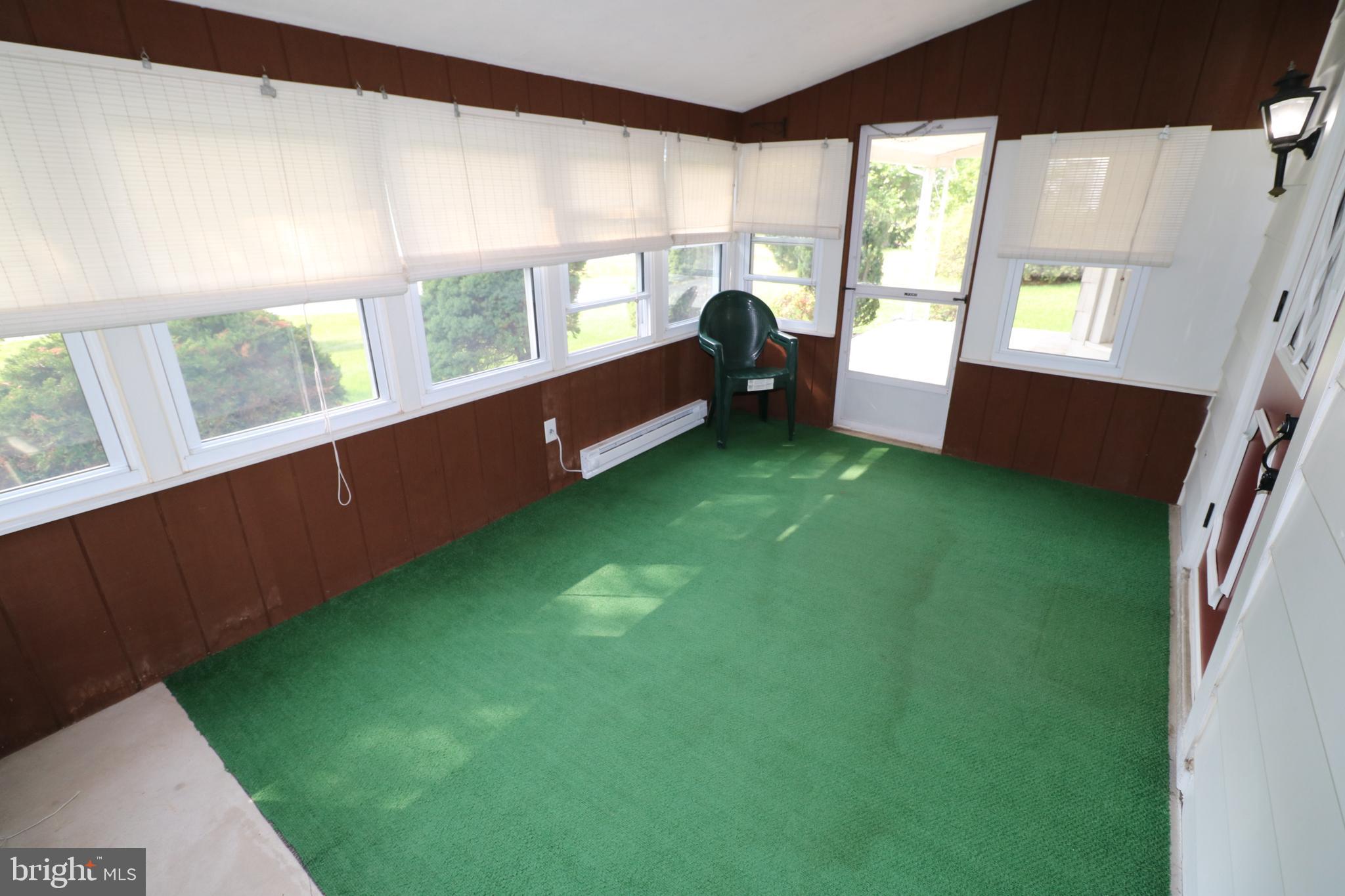 PATHFINDER WOODS - Residential