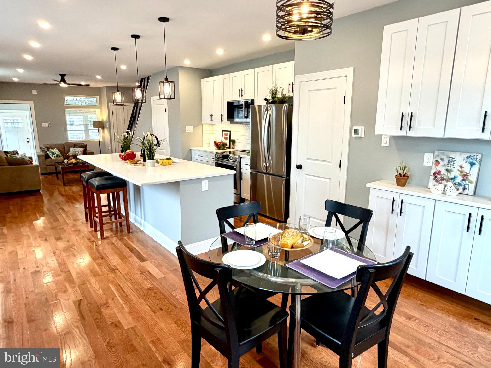 HOLMESBURG - Residential