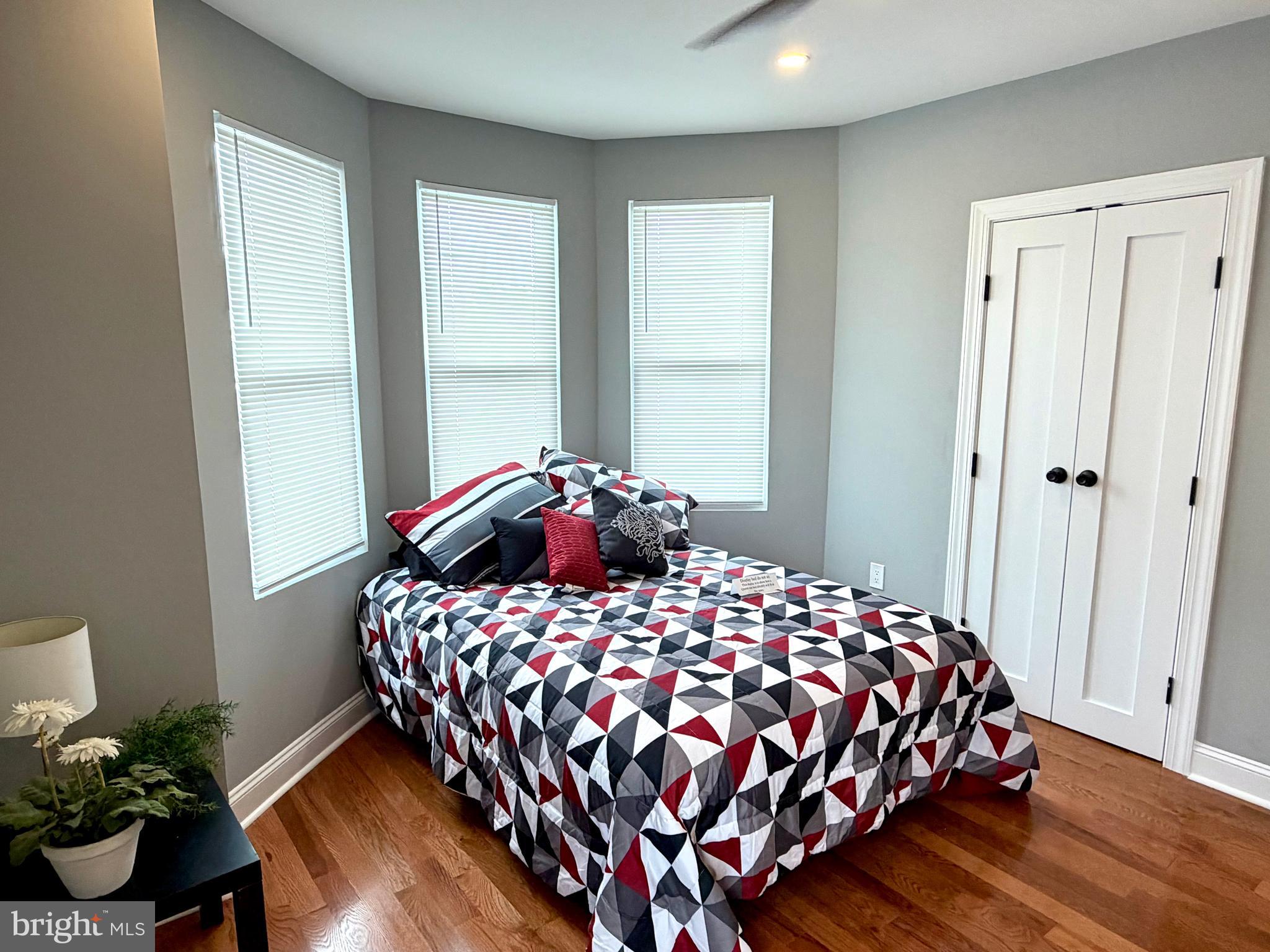 HOLMESBURG - Residential