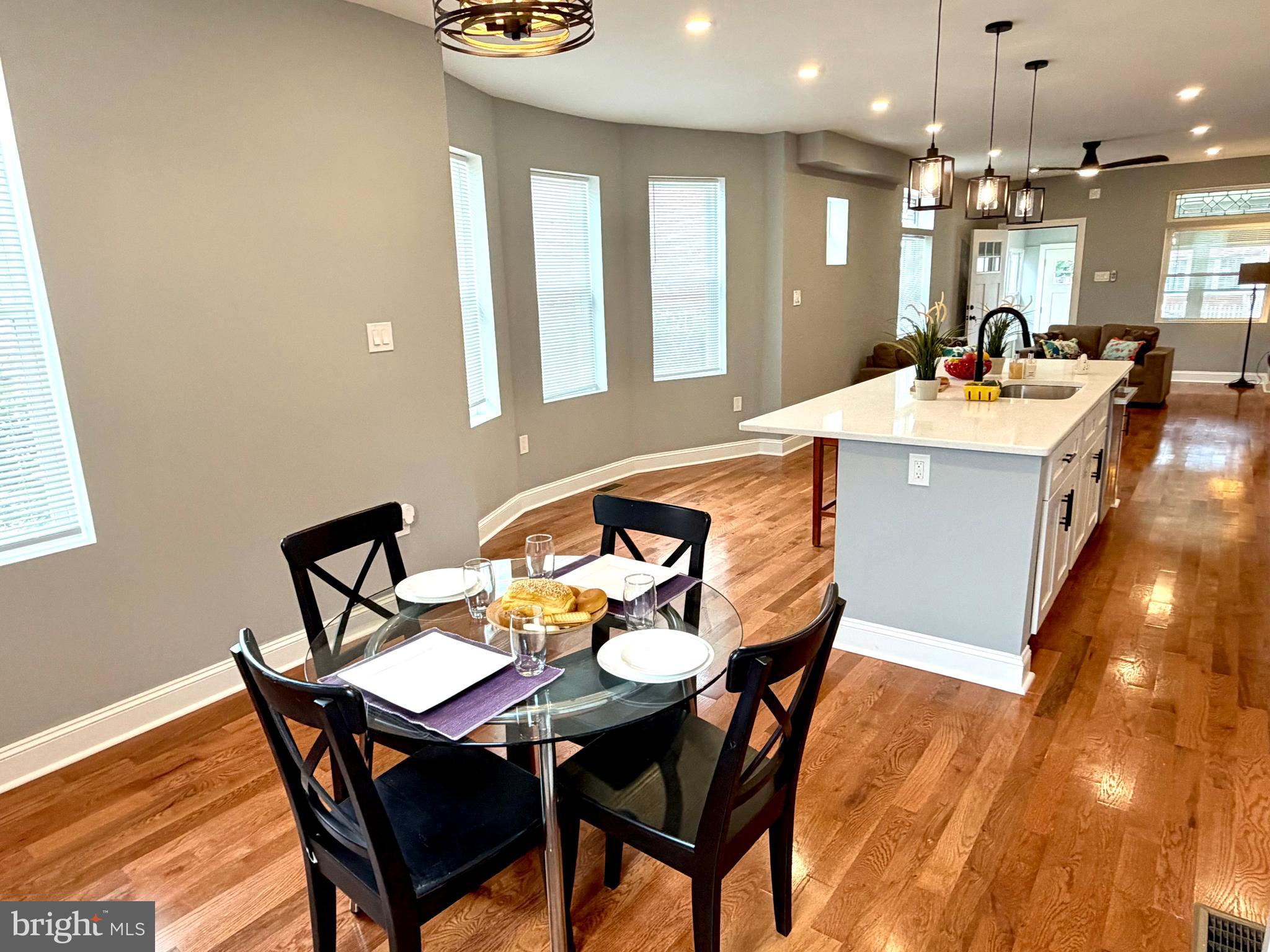HOLMESBURG - Residential