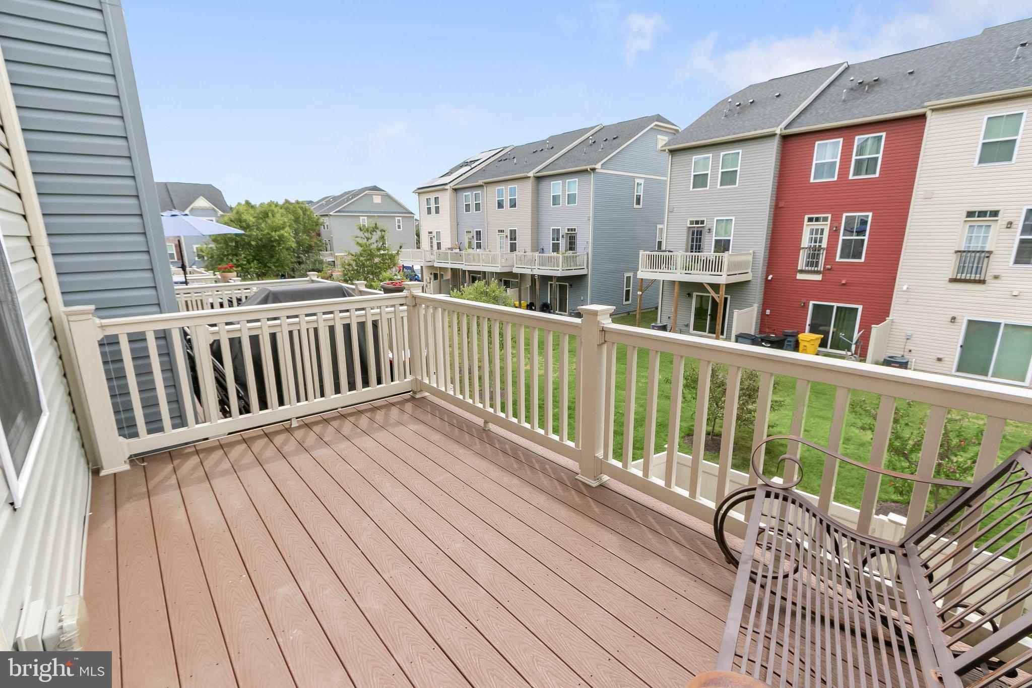 CREEKSIDE VILLAGE AT TANYARD SPRINGS - Residential