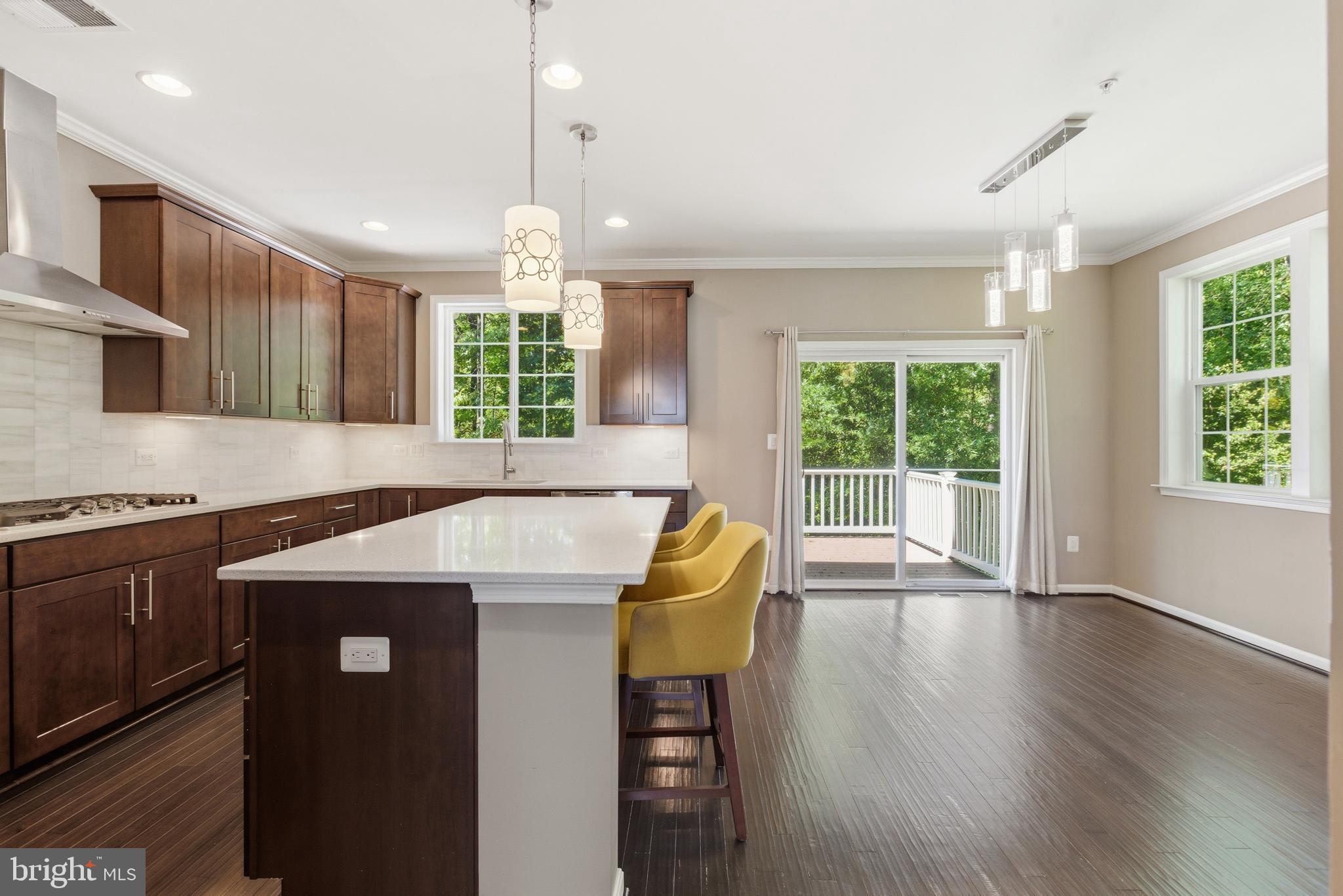 VILLAGGIO ENCLAVE - Residential