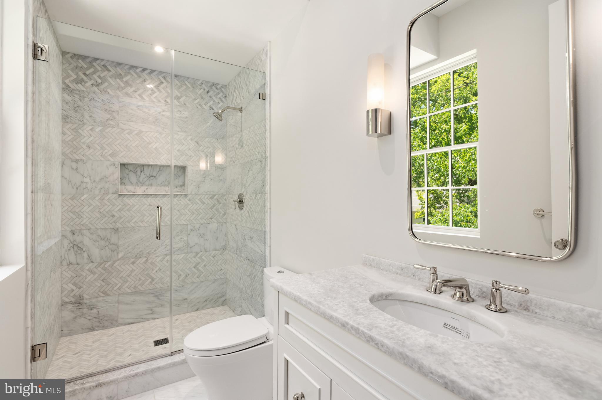 OBSERVATORY CIRCLE - Residential