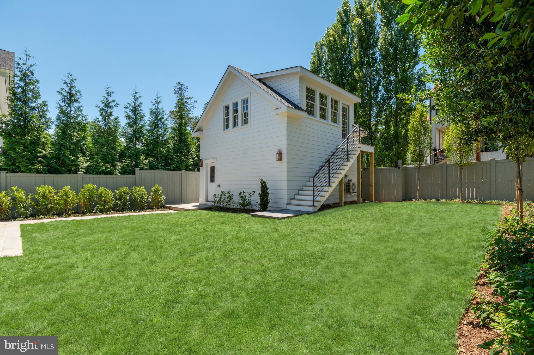 OBSERVATORY CIRCLE - Residential