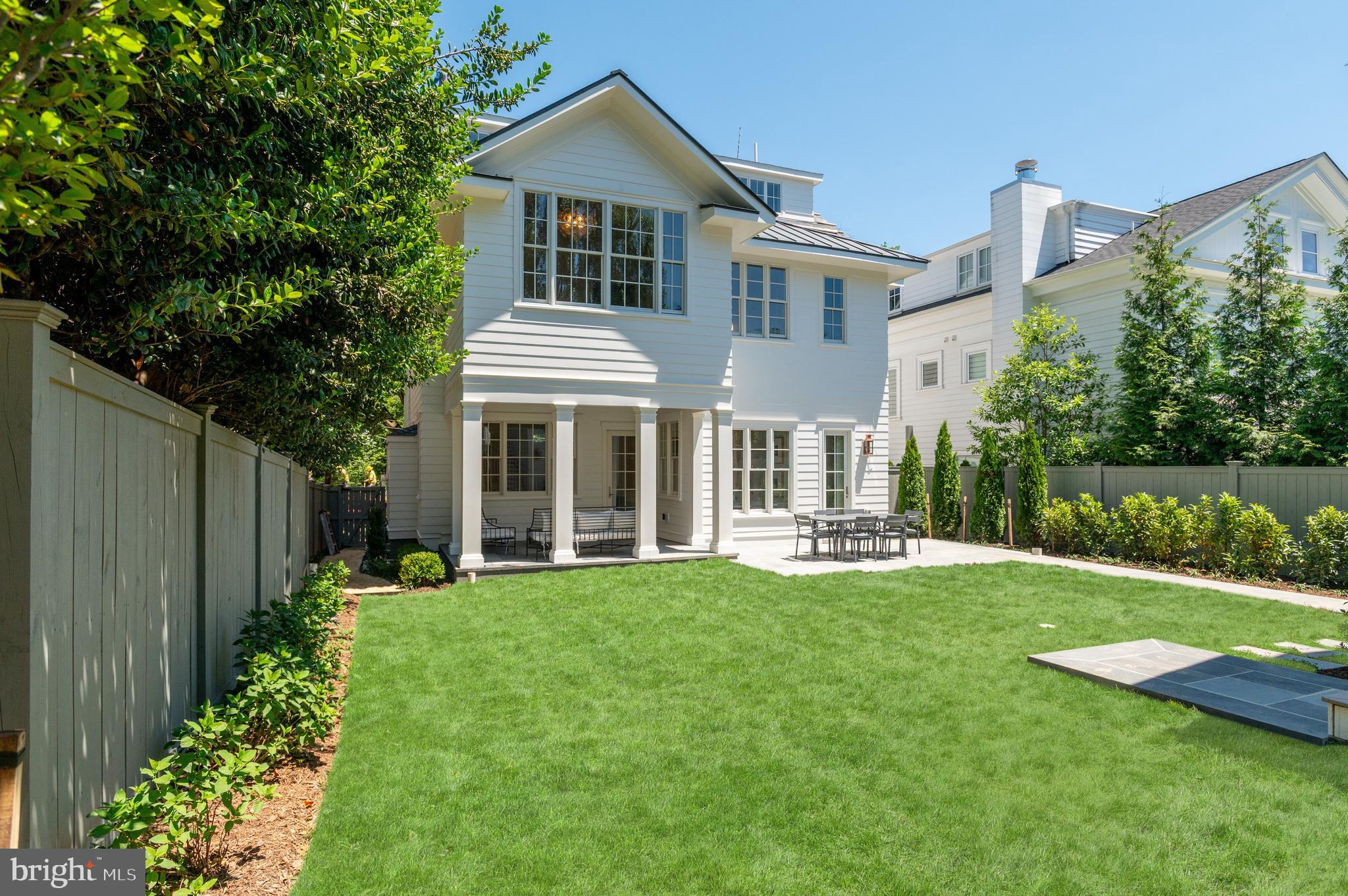OBSERVATORY CIRCLE - Residential