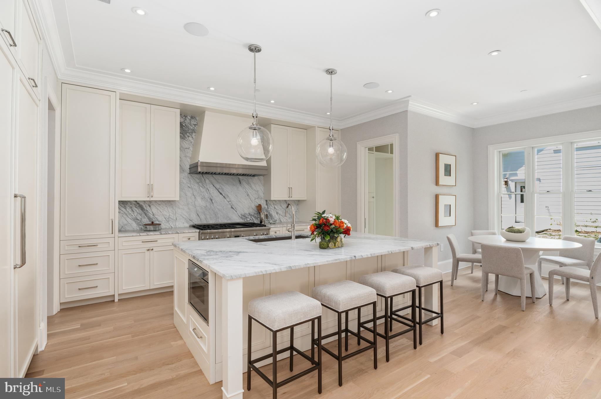 OBSERVATORY CIRCLE - Residential