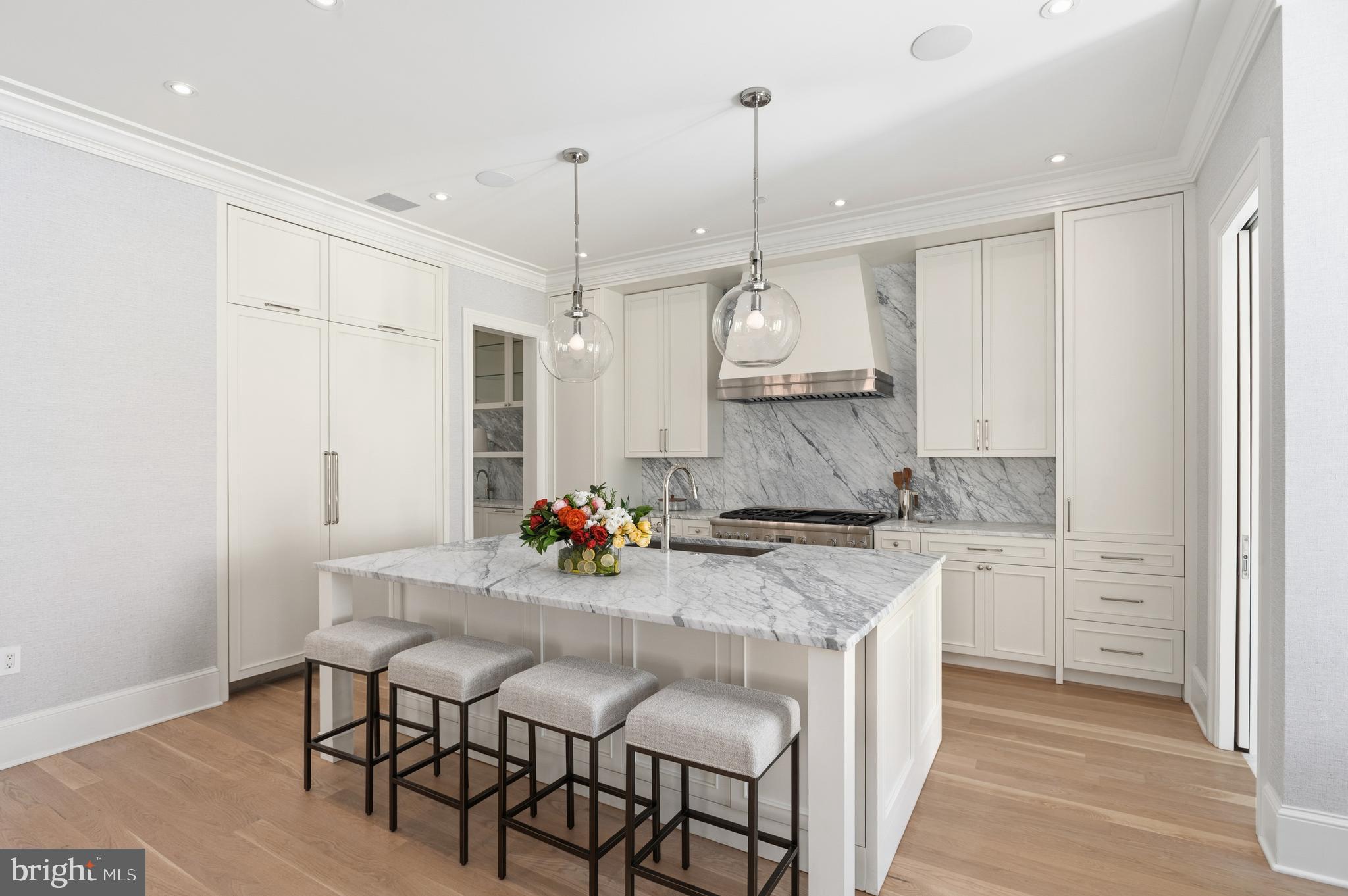 OBSERVATORY CIRCLE - Residential