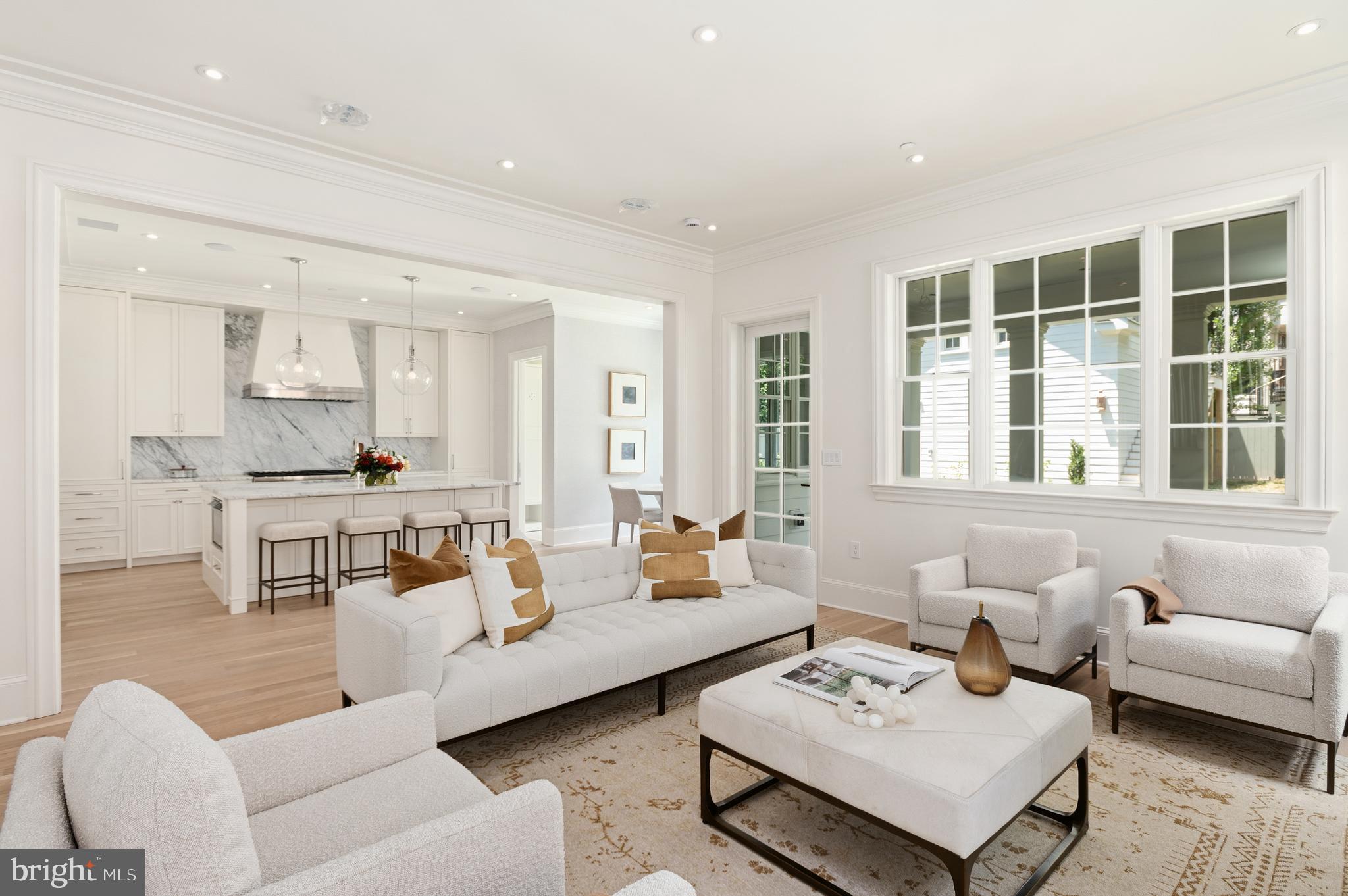OBSERVATORY CIRCLE - Residential