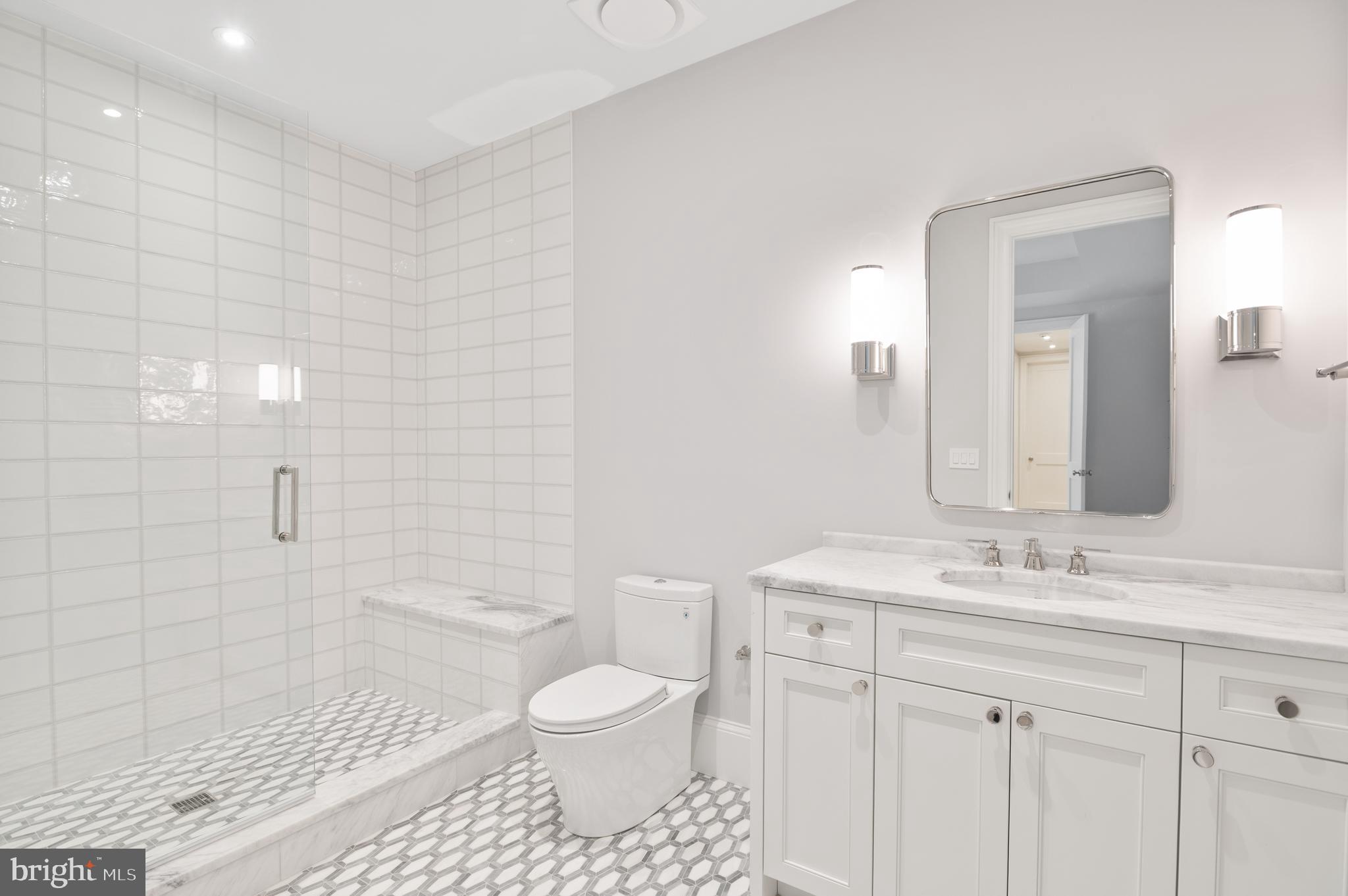 OBSERVATORY CIRCLE - Residential
