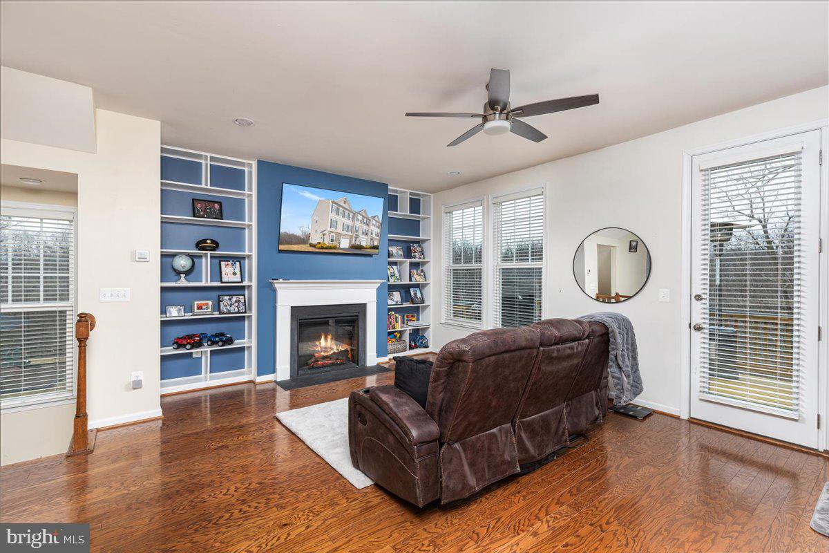 FIELDSTONE - Residential