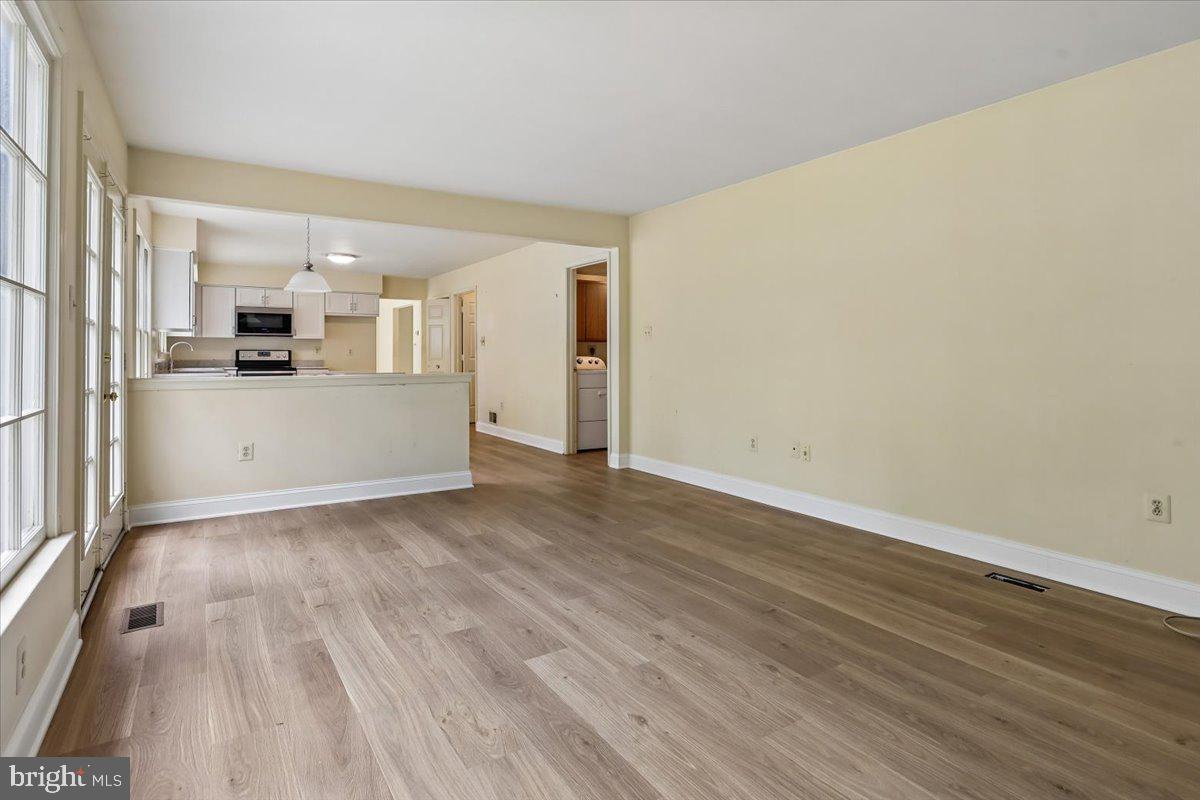 FRANKLIN FARM - Residential