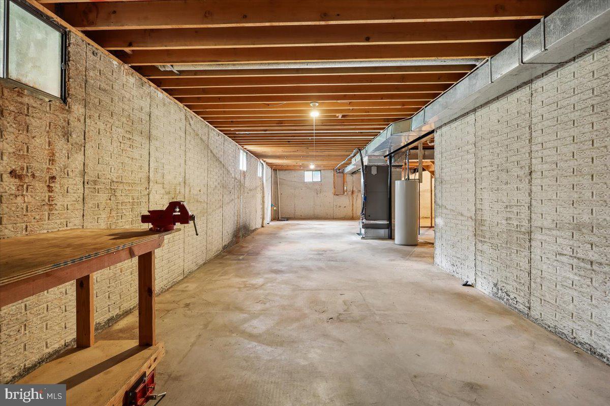 FRANKLIN FARM - Residential