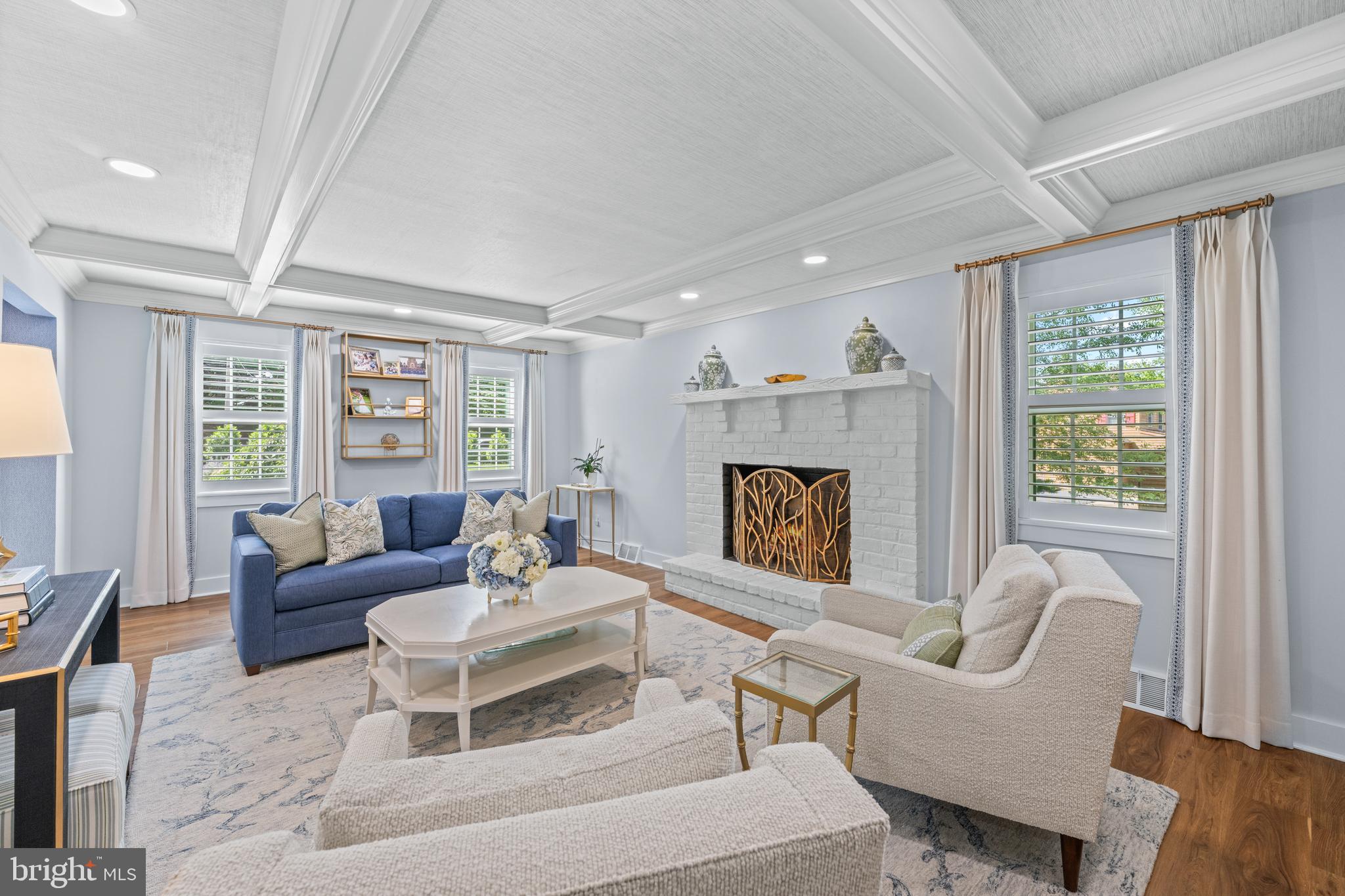 RADNOR HUNT - Residential