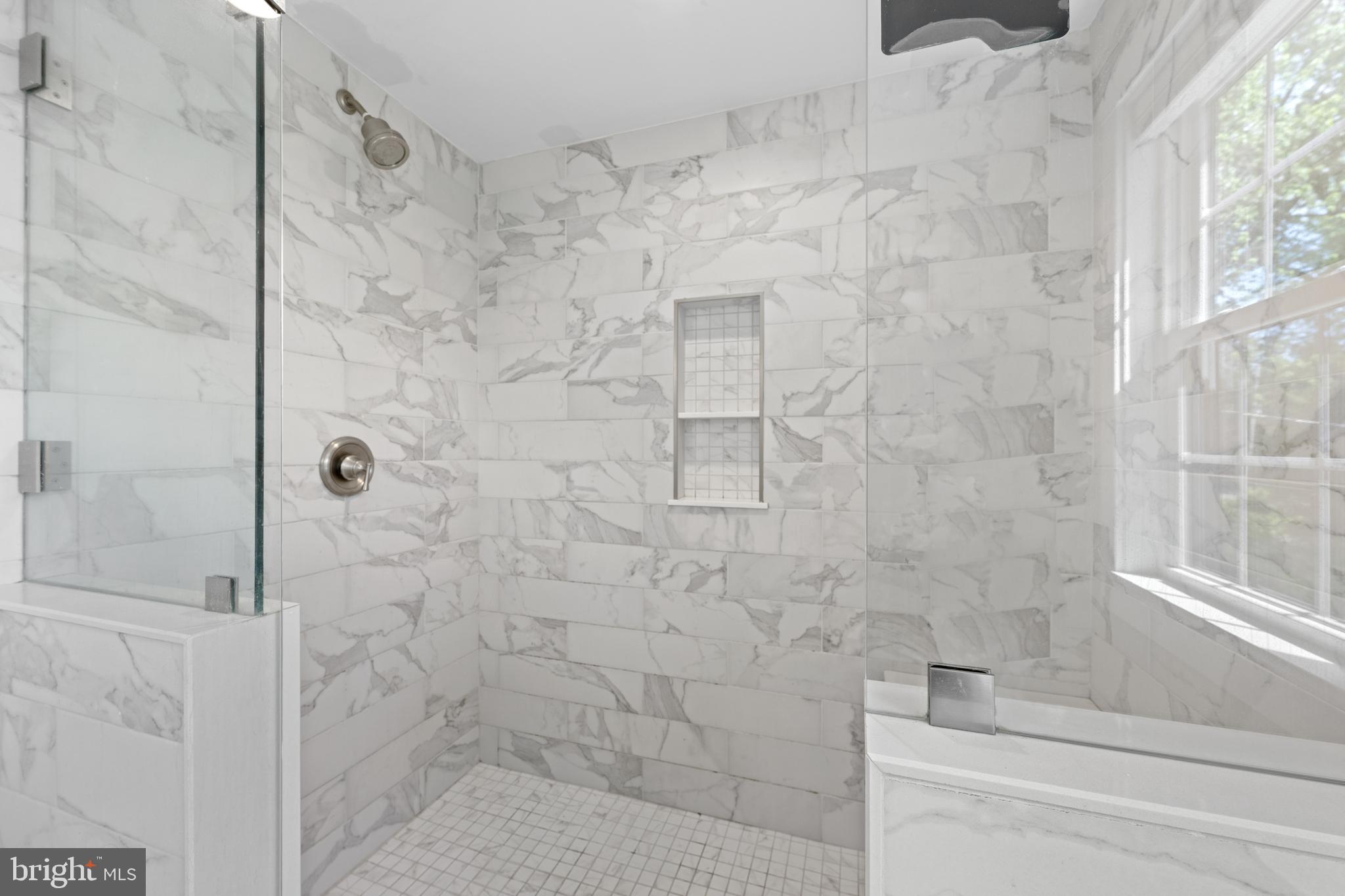 RADNOR HUNT - Residential