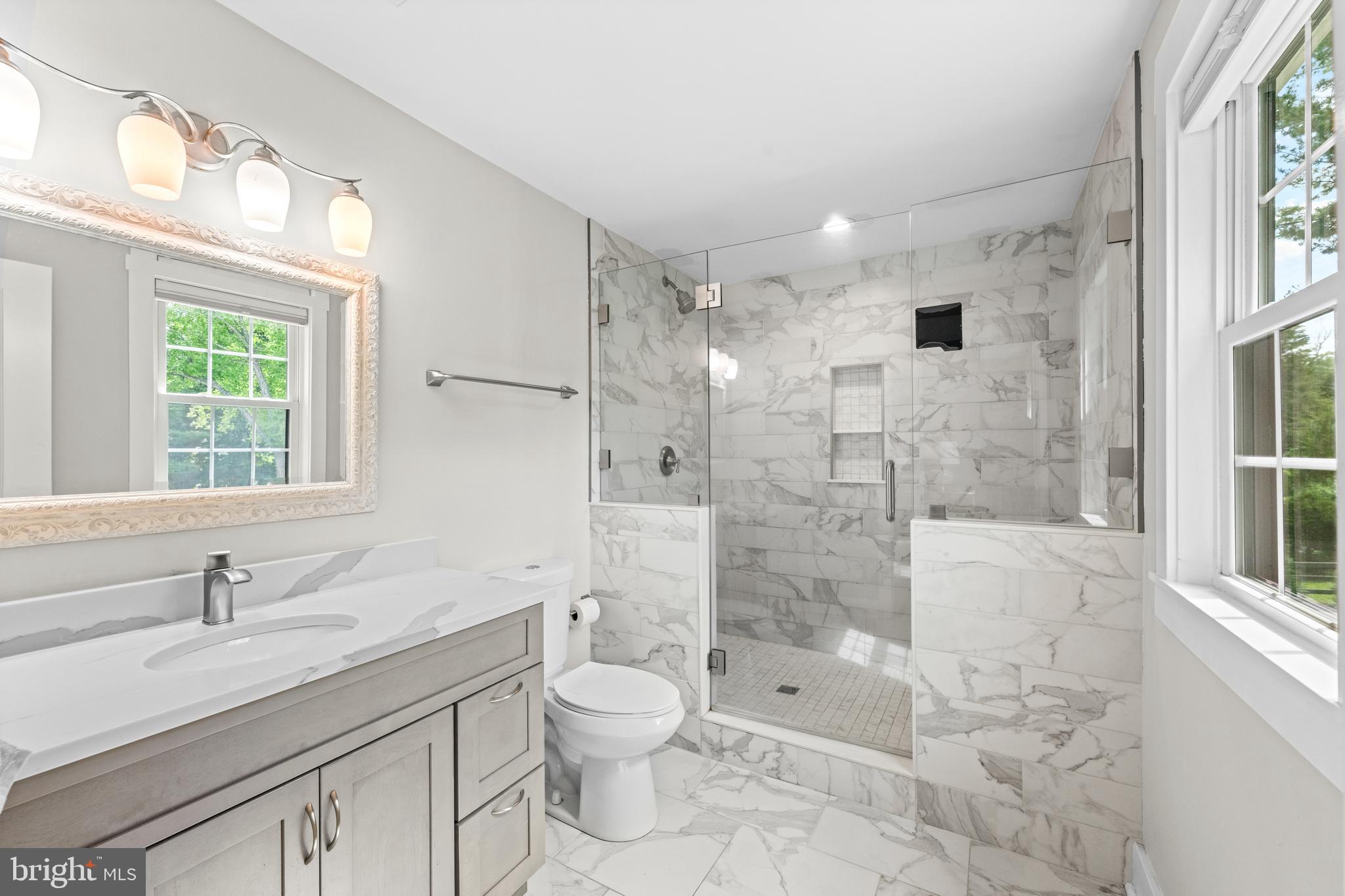 RADNOR HUNT - Residential