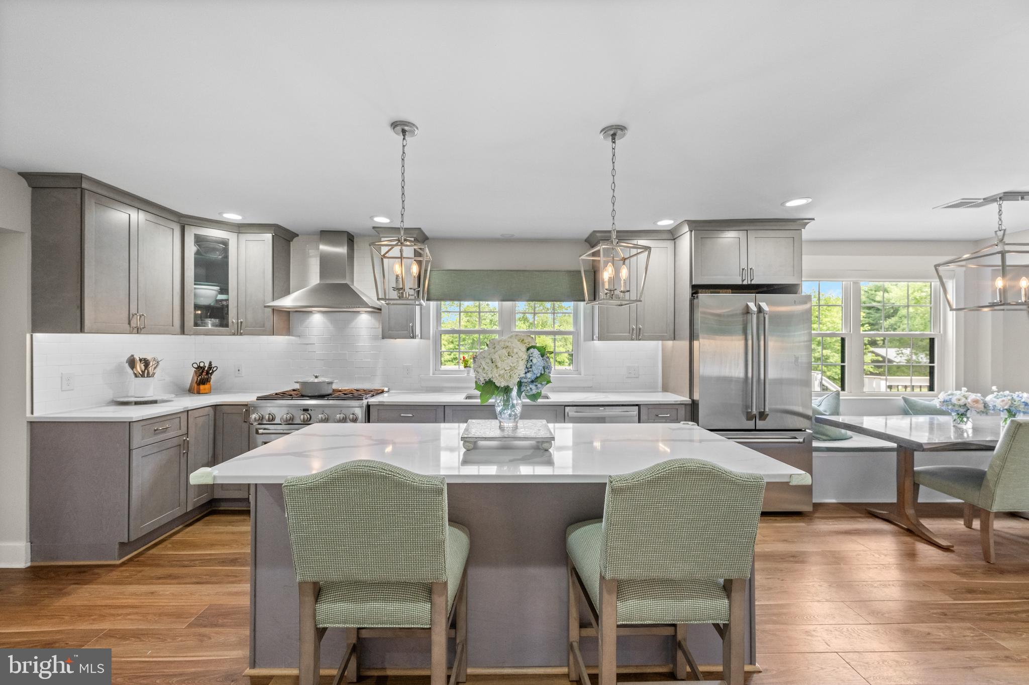 RADNOR HUNT - Residential
