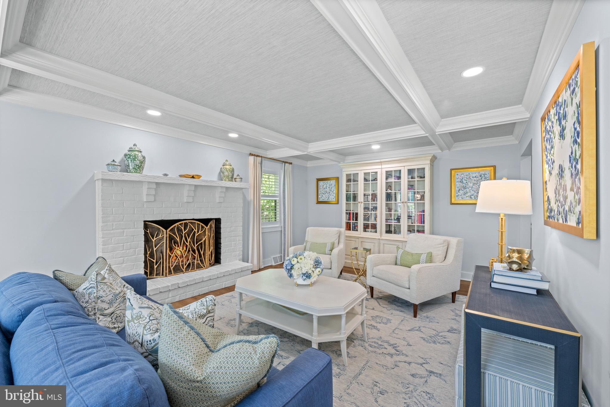RADNOR HUNT - Residential