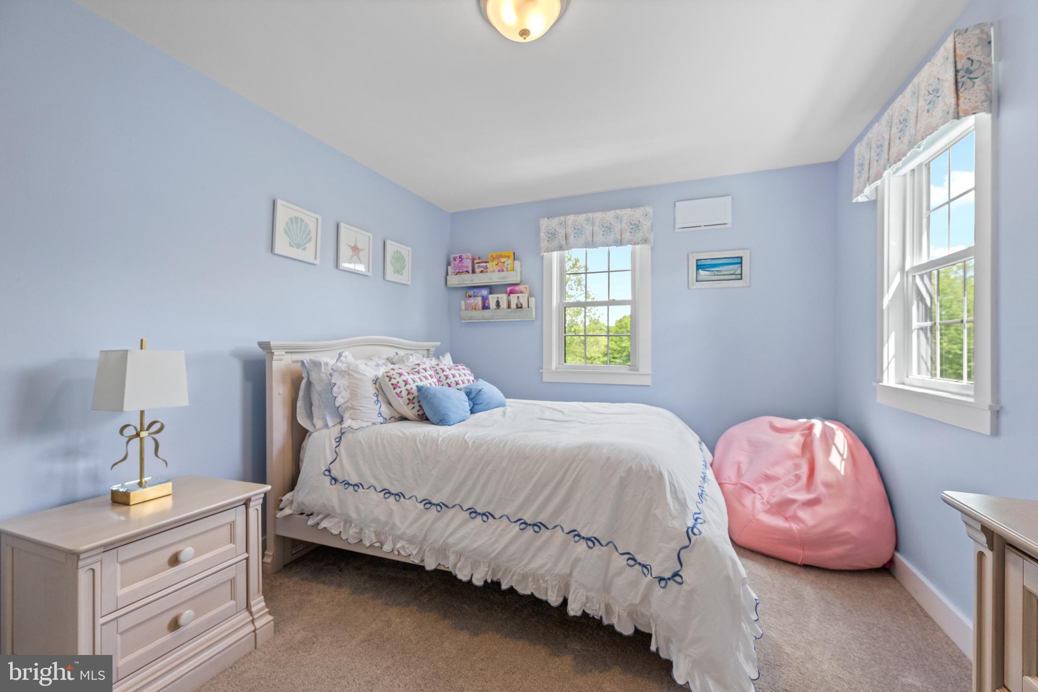 RADNOR HUNT - Residential