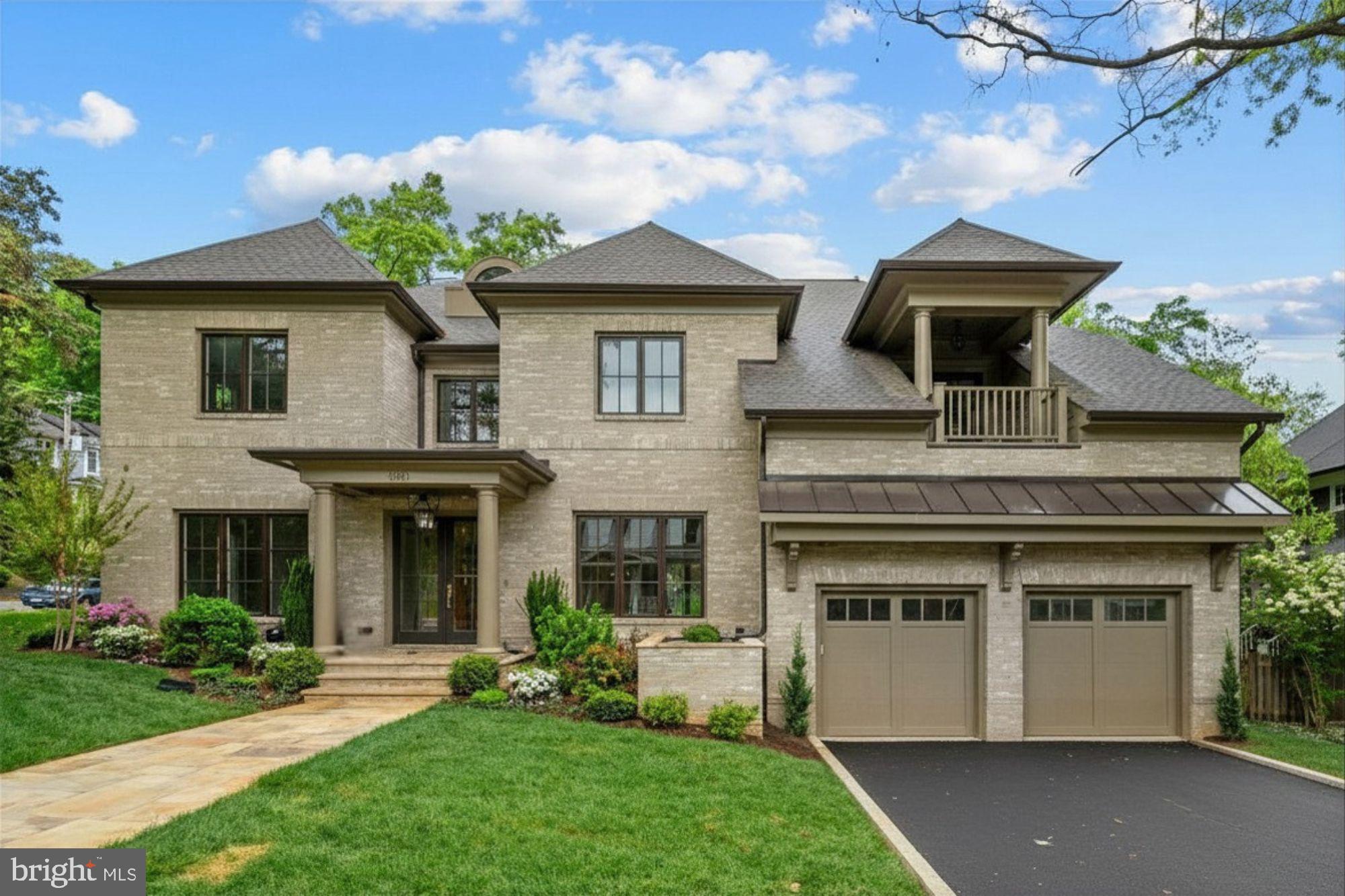 BROYHILL FOREST - Residential