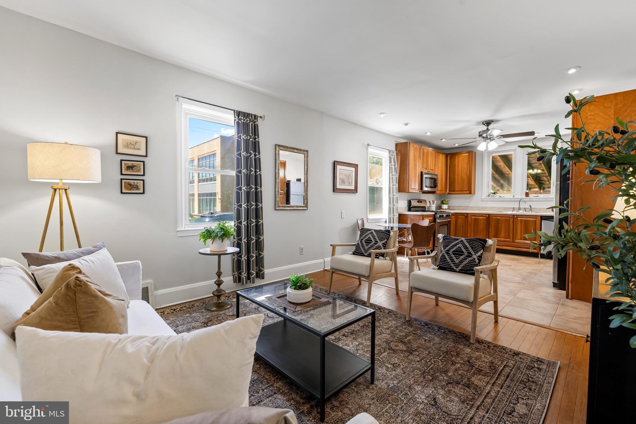 MEDFIELD - Residential