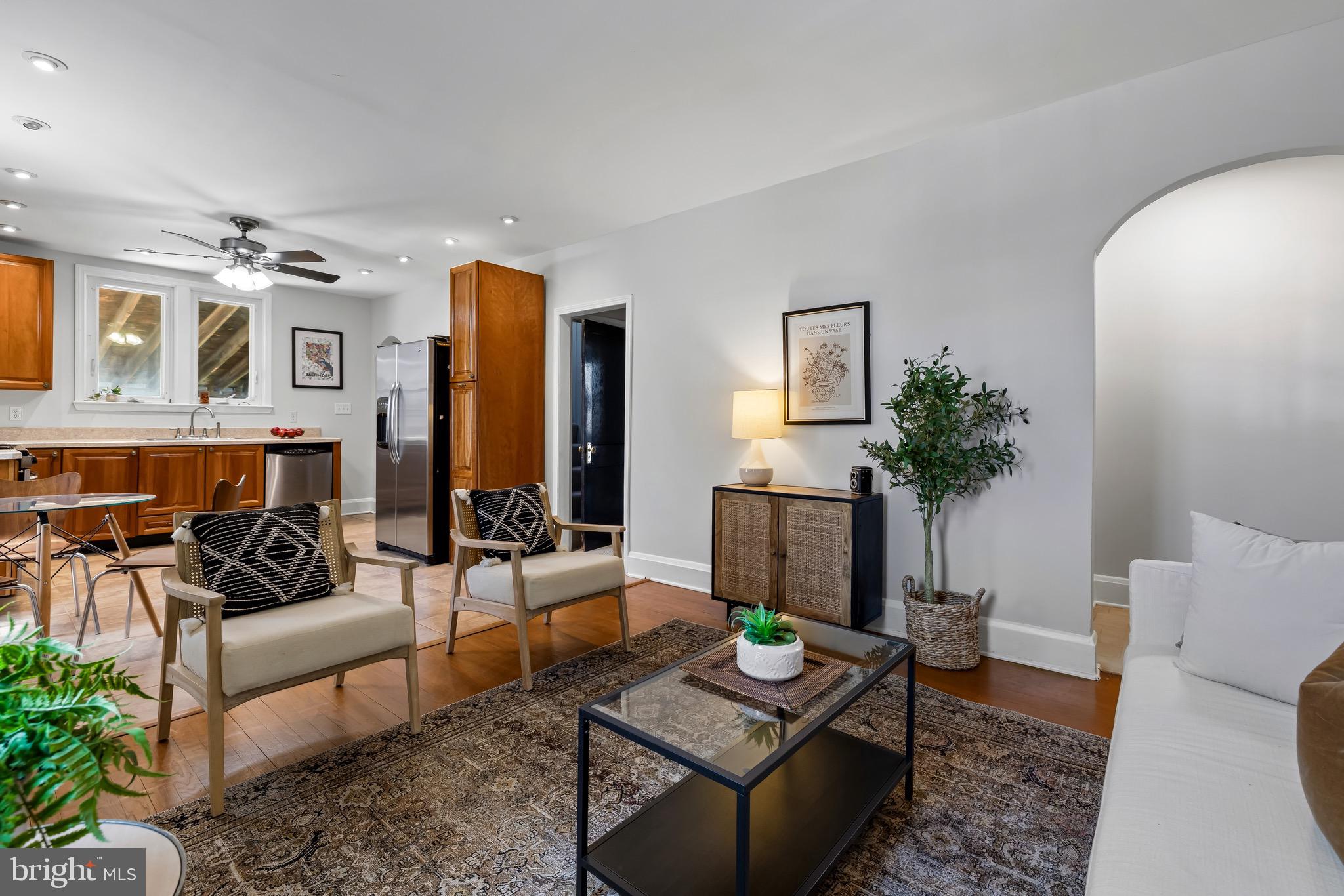 MEDFIELD - Residential