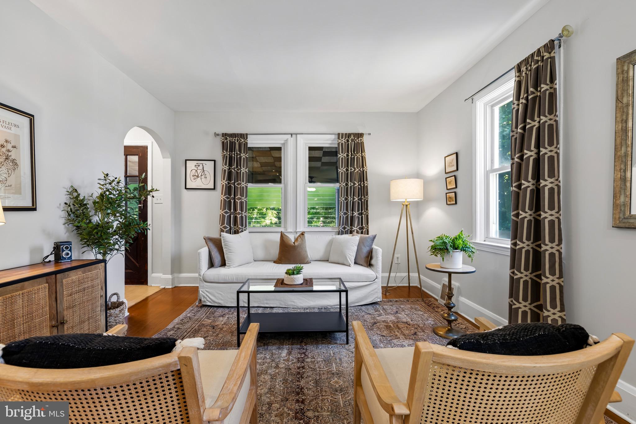 MEDFIELD - Residential