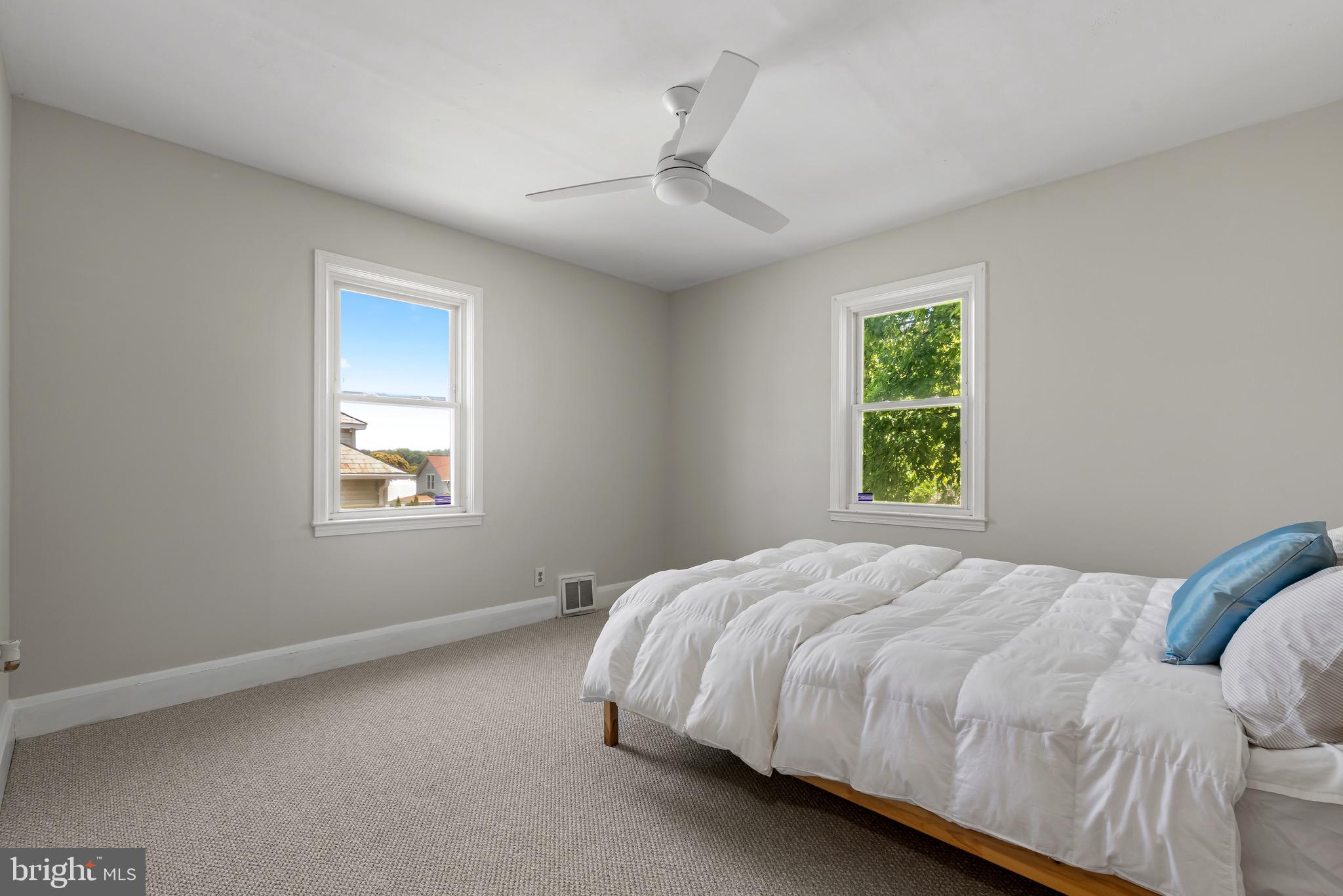 MEDFIELD - Residential
