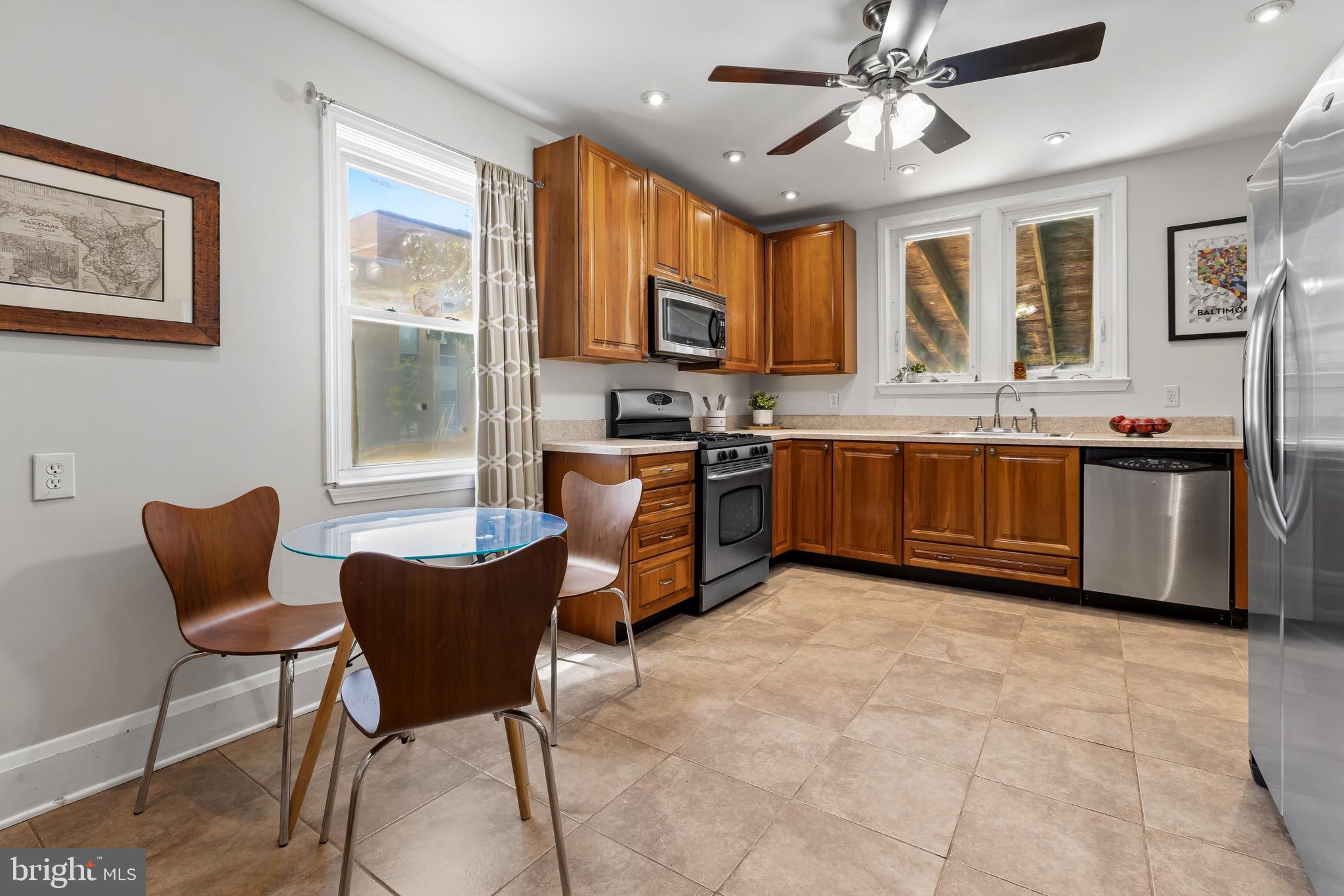 MEDFIELD - Residential
