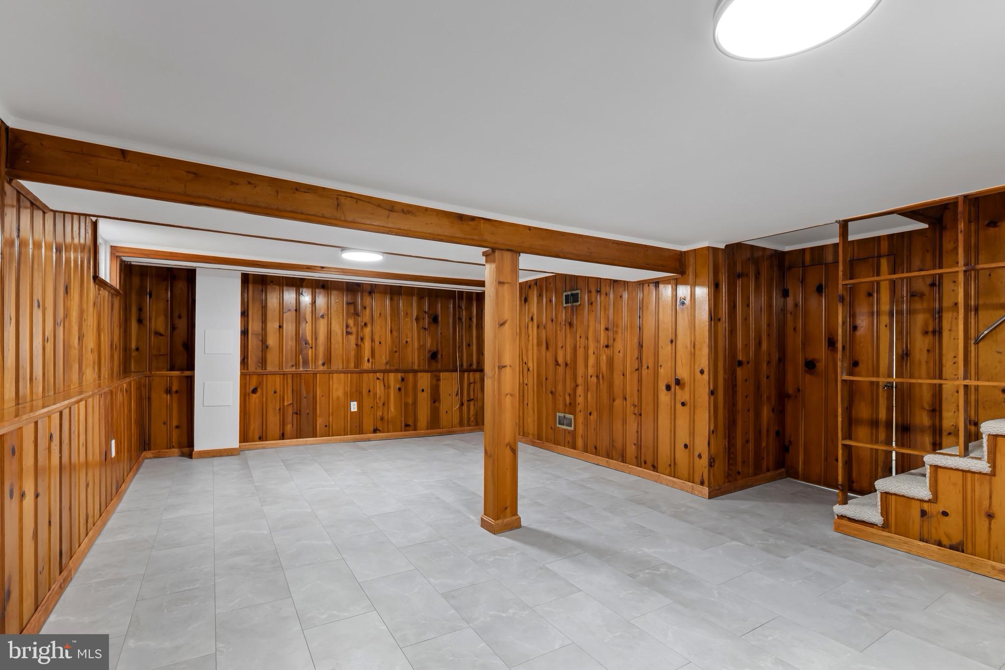 MEDFIELD - Residential