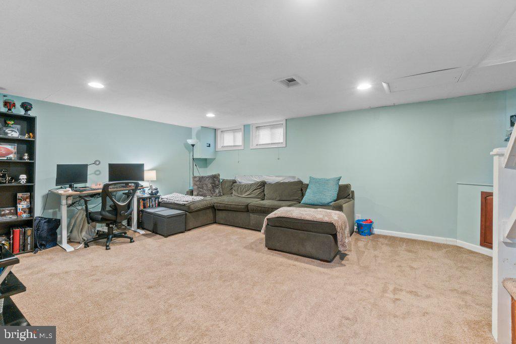 ACADEMY HEIGHTS - Residential