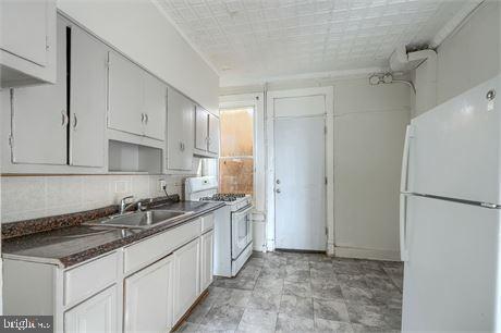 LUCILLE PARK - Residential